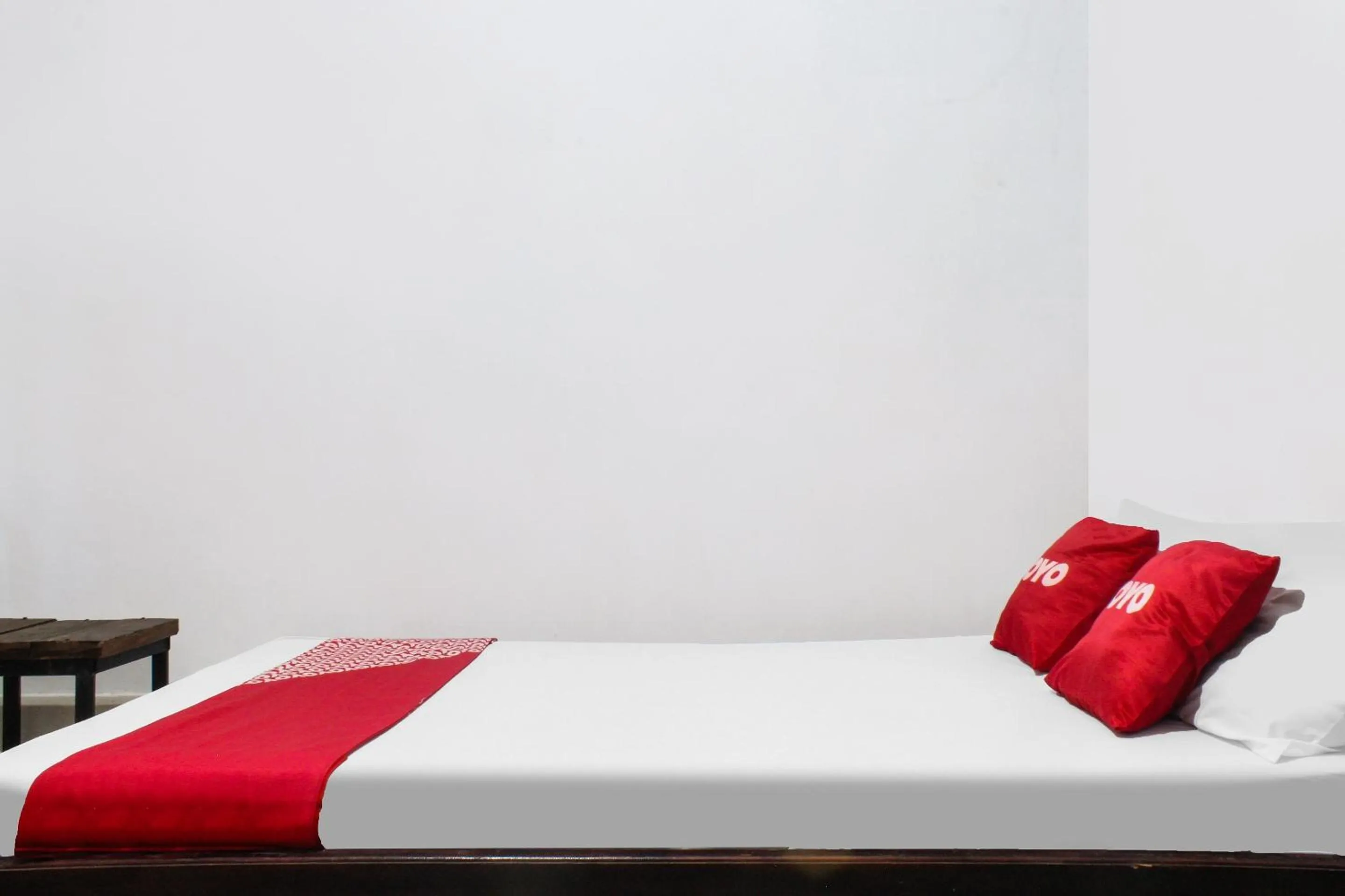 Bedroom, Bed in Hotel O We Bro Kost