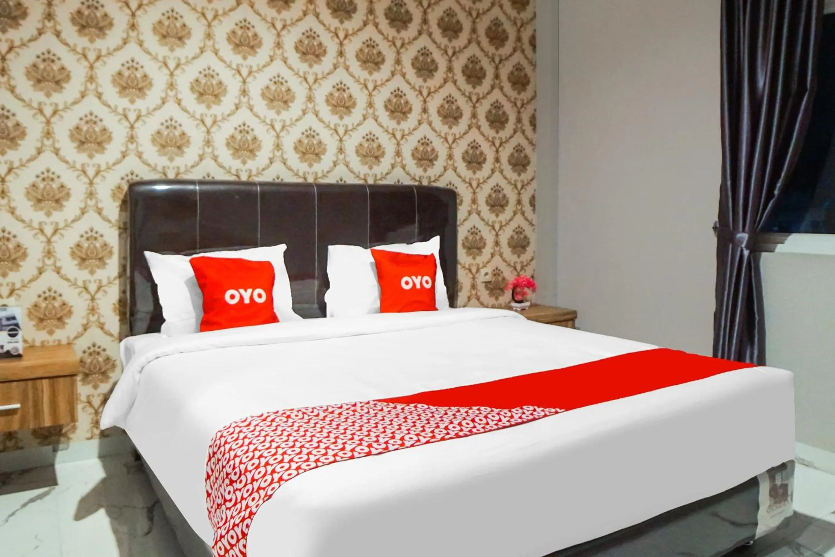 Bedroom, Bed in SUPER OYO Capital O 92066 Papakoel Hotel & Cafe