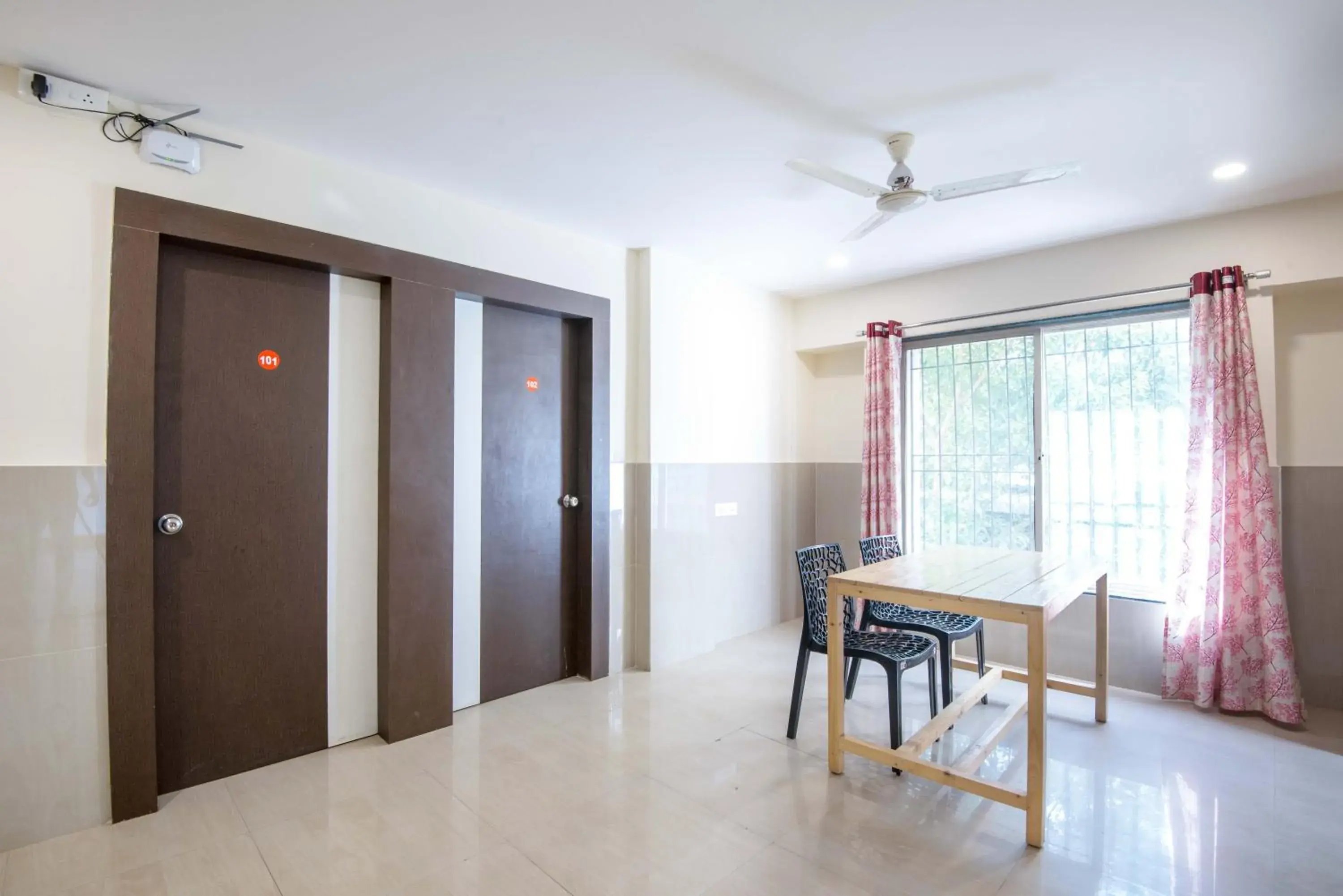 Lobby or reception in Treebo Empire Executive Premium, Hinjewadi Lobby or reception in Treebo Empire Executive Premium, Hinjewadi