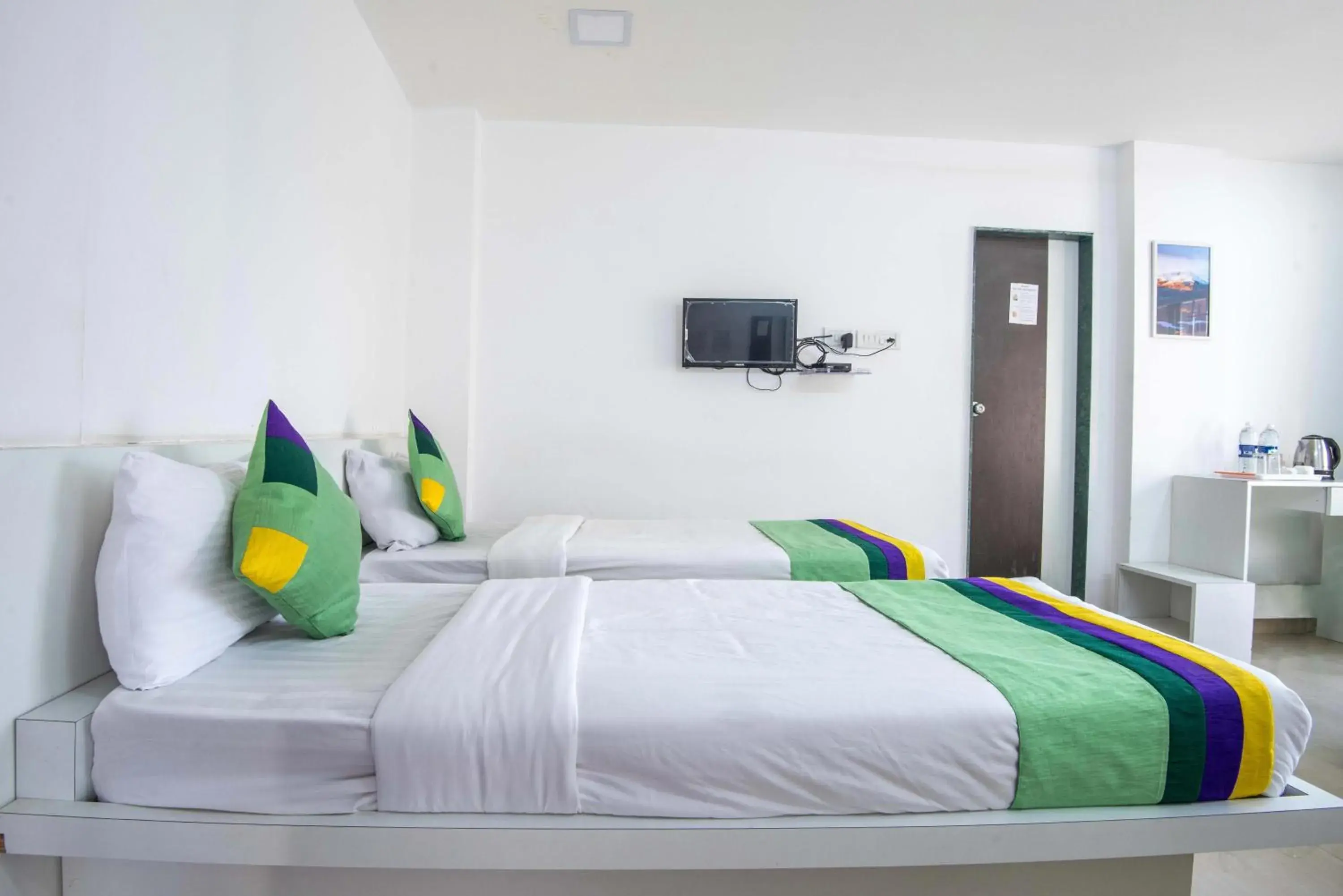 Bedroom, Bed in Treebo Empire Executive Premium, Hinjewadi Bedroom, Bed in Treebo Empire Executive Premium, Hinjewadi