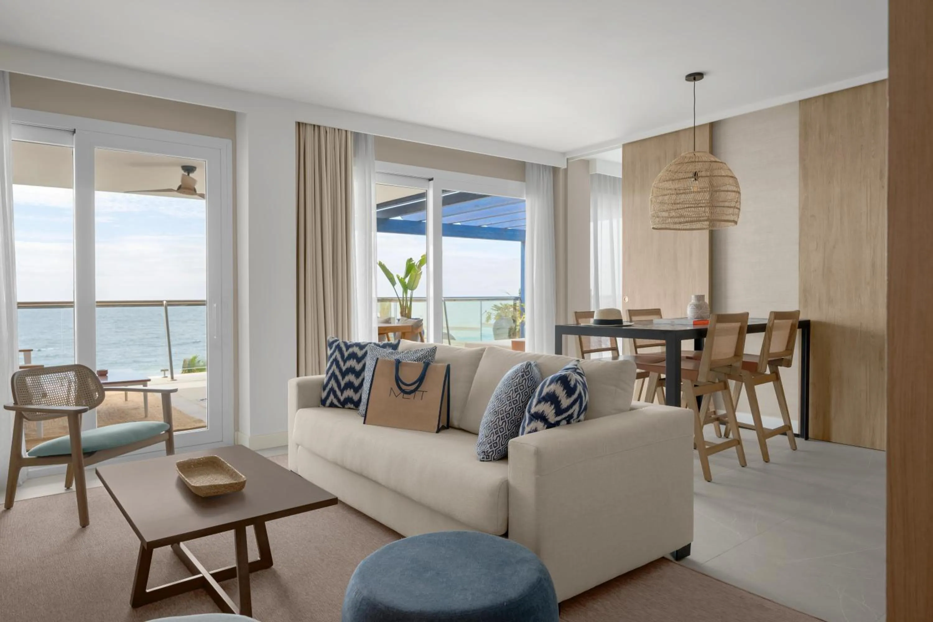 Photo of the whole room in METT Marbella Estepona