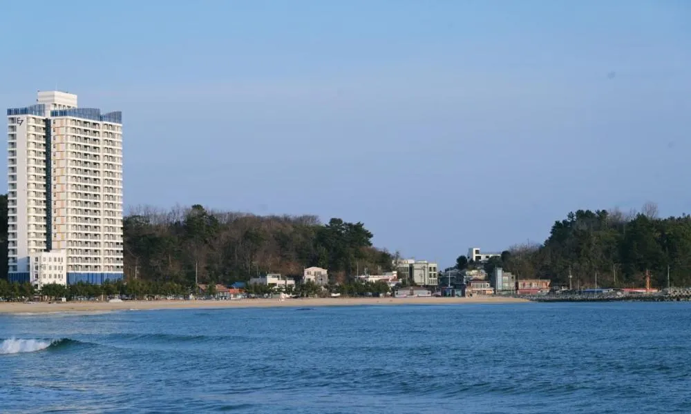 Landmark view in E7 YANGYANG JUKDO