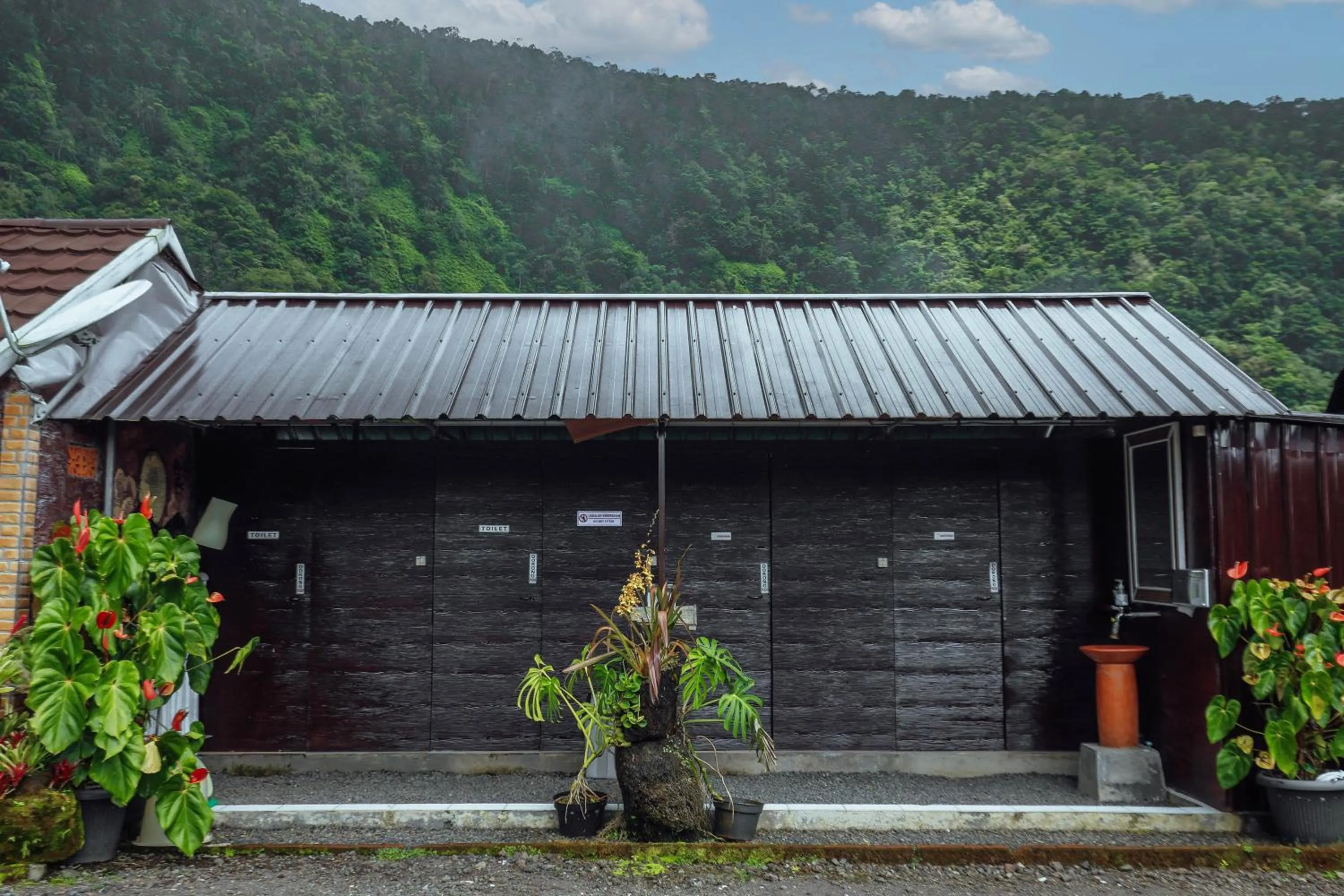 Bathroom in The Polumb Garden Bedugul