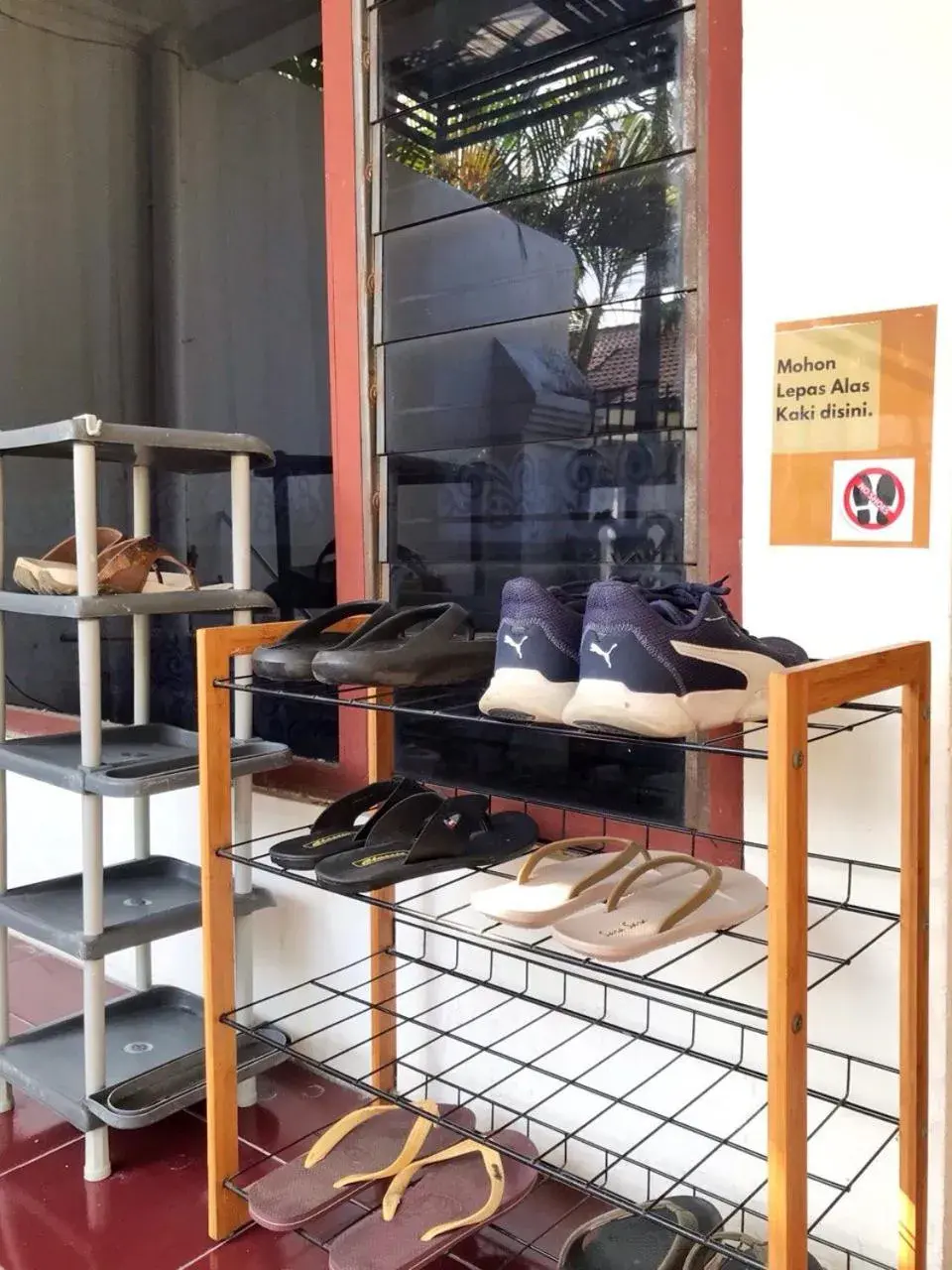 Property building in Dehome near Pakuwon Mall Property building in Dehome near Pakuwon Mall