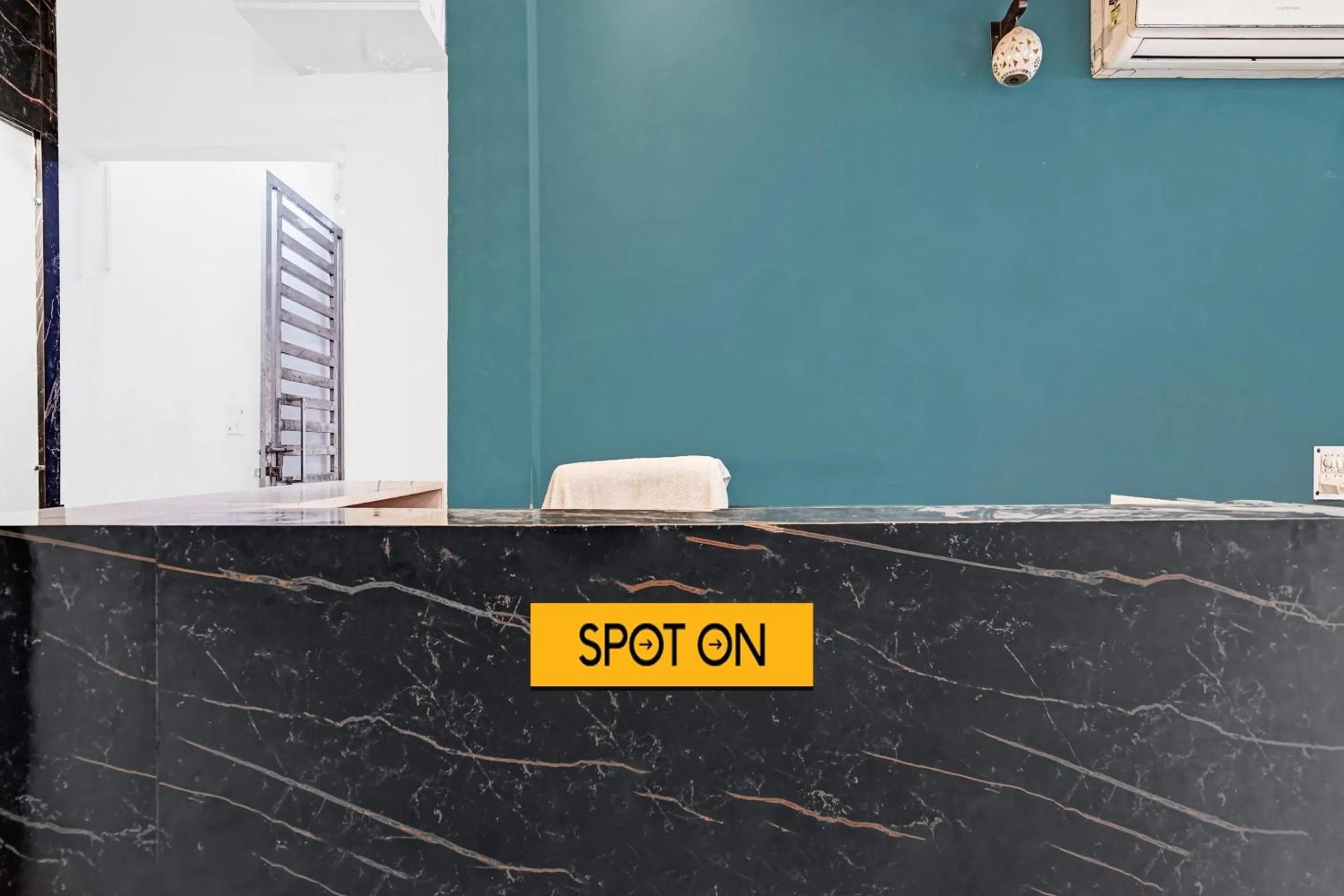 Lobby or reception in Spot On AK Residency