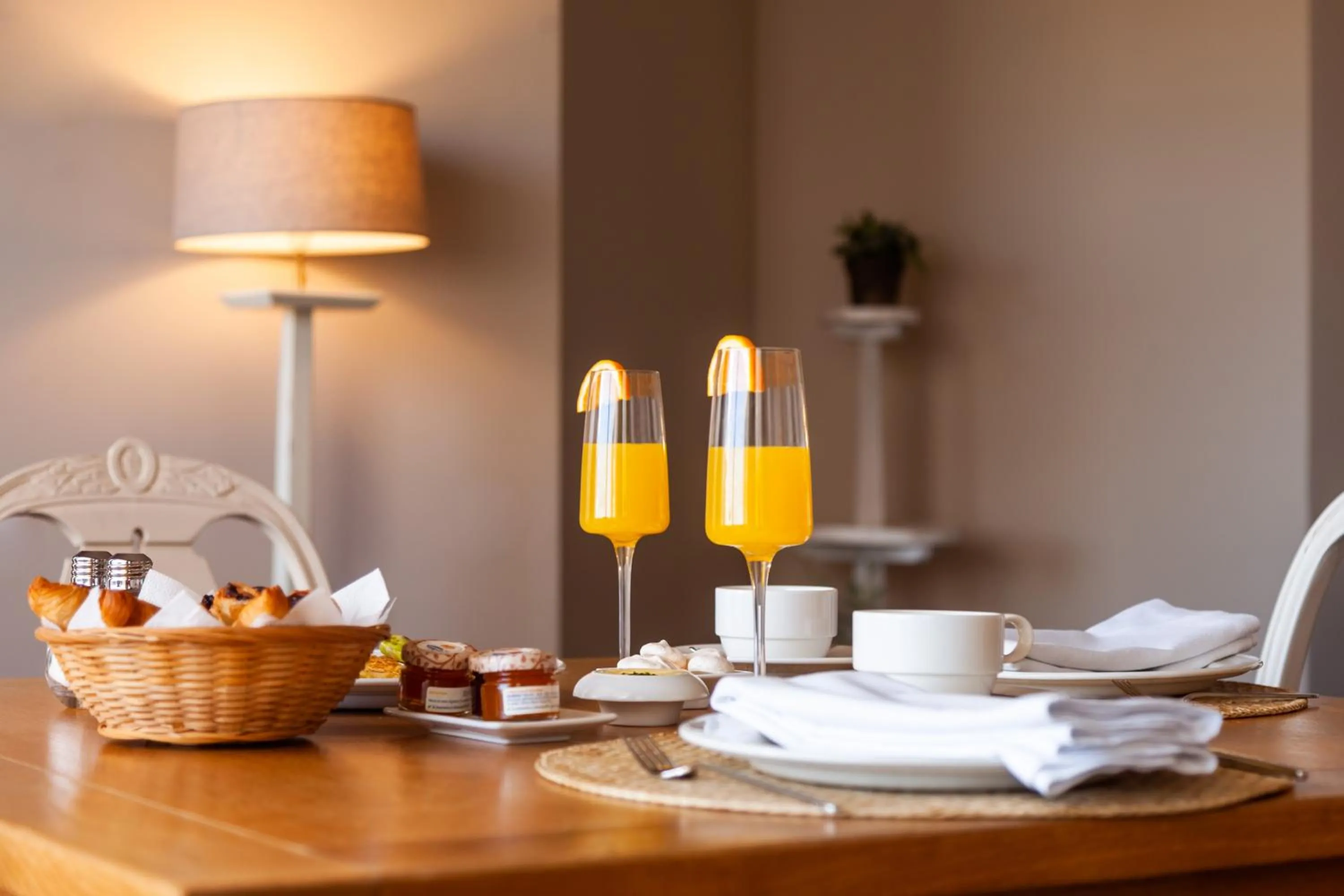 Living room in Fairplay Golf & Spa Resort - by Grupo Tribu