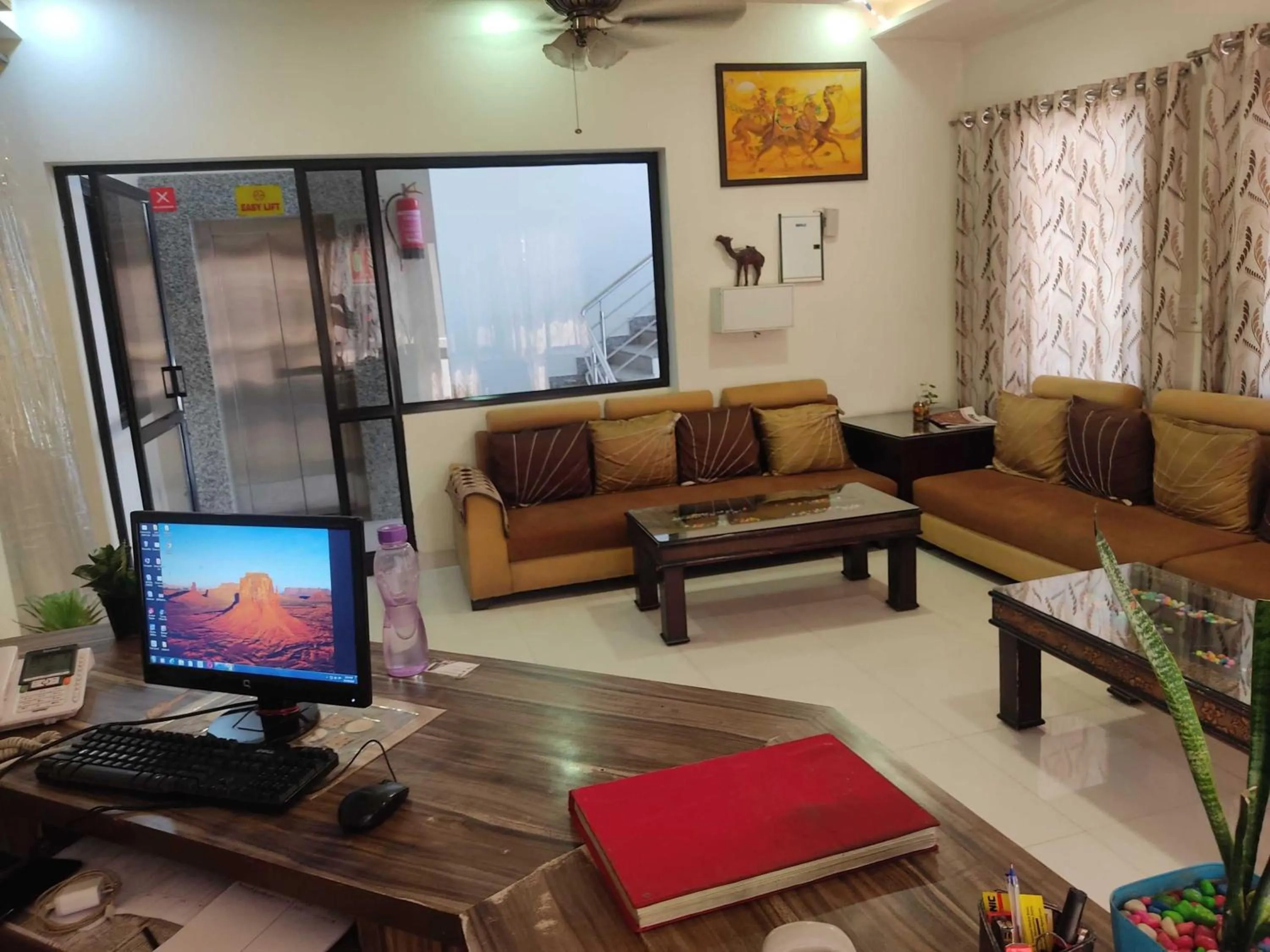 Lobby or reception in Hotel Karni Vilas