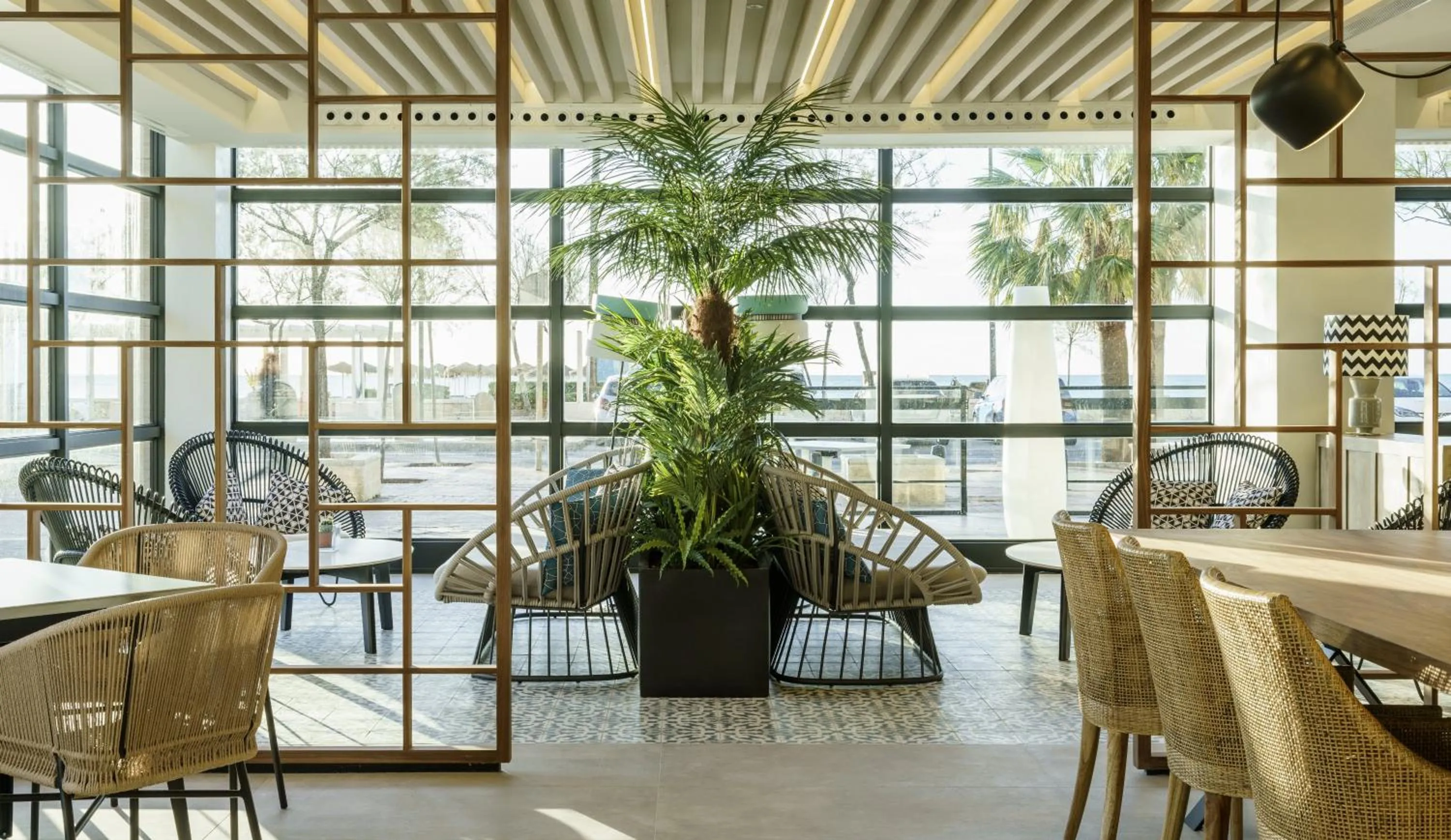 Lobby or reception in Ilunion Fuengirola