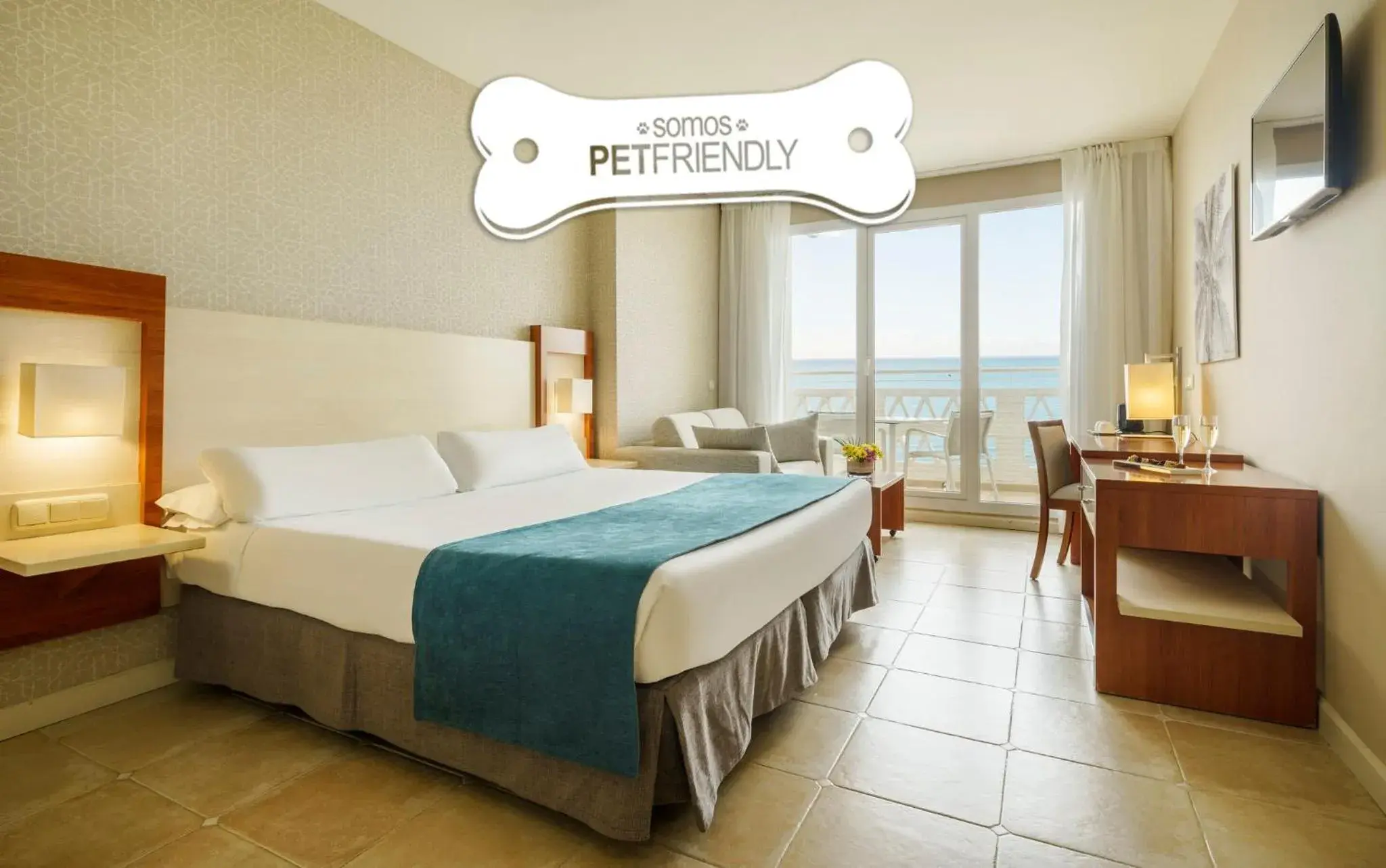 Room with Sea View Pet Friendly in Ilunion Fuengirola Room with Sea View Pet Friendly in Ilunion Fuengirola