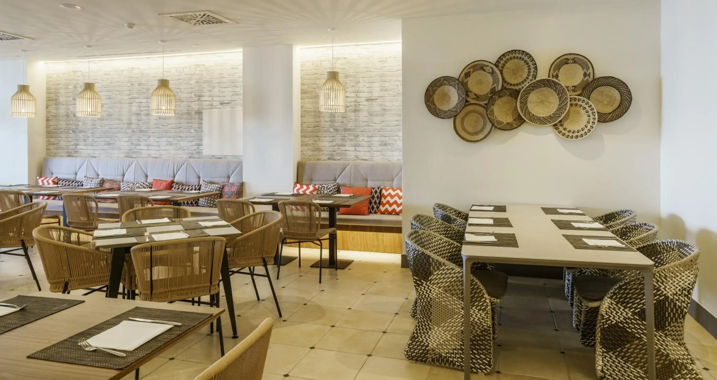 Restaurant/places to eat in Ilunion Fuengirola Restaurant/places to eat in Ilunion Fuengirola