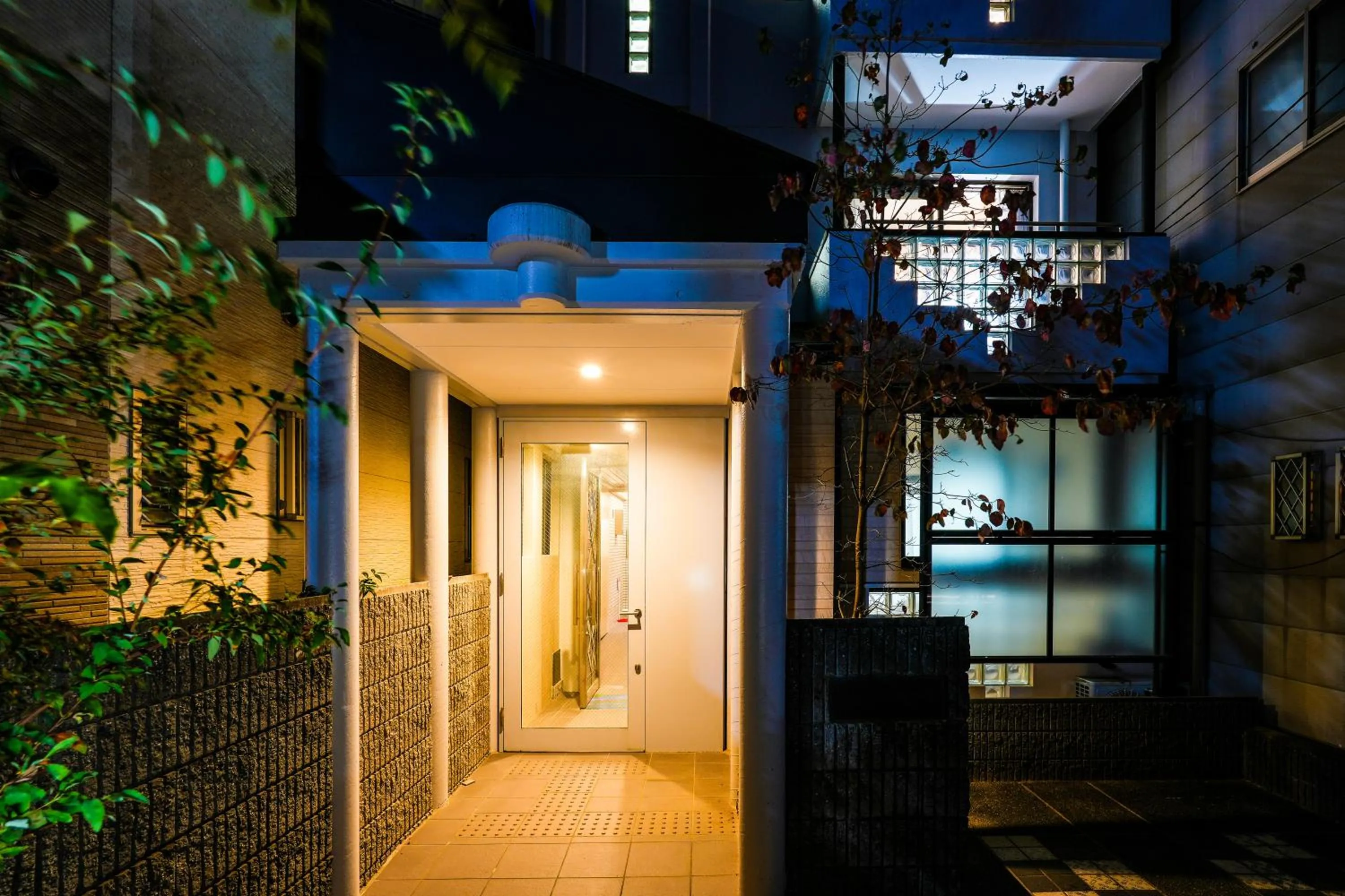 Property building in Choetsu