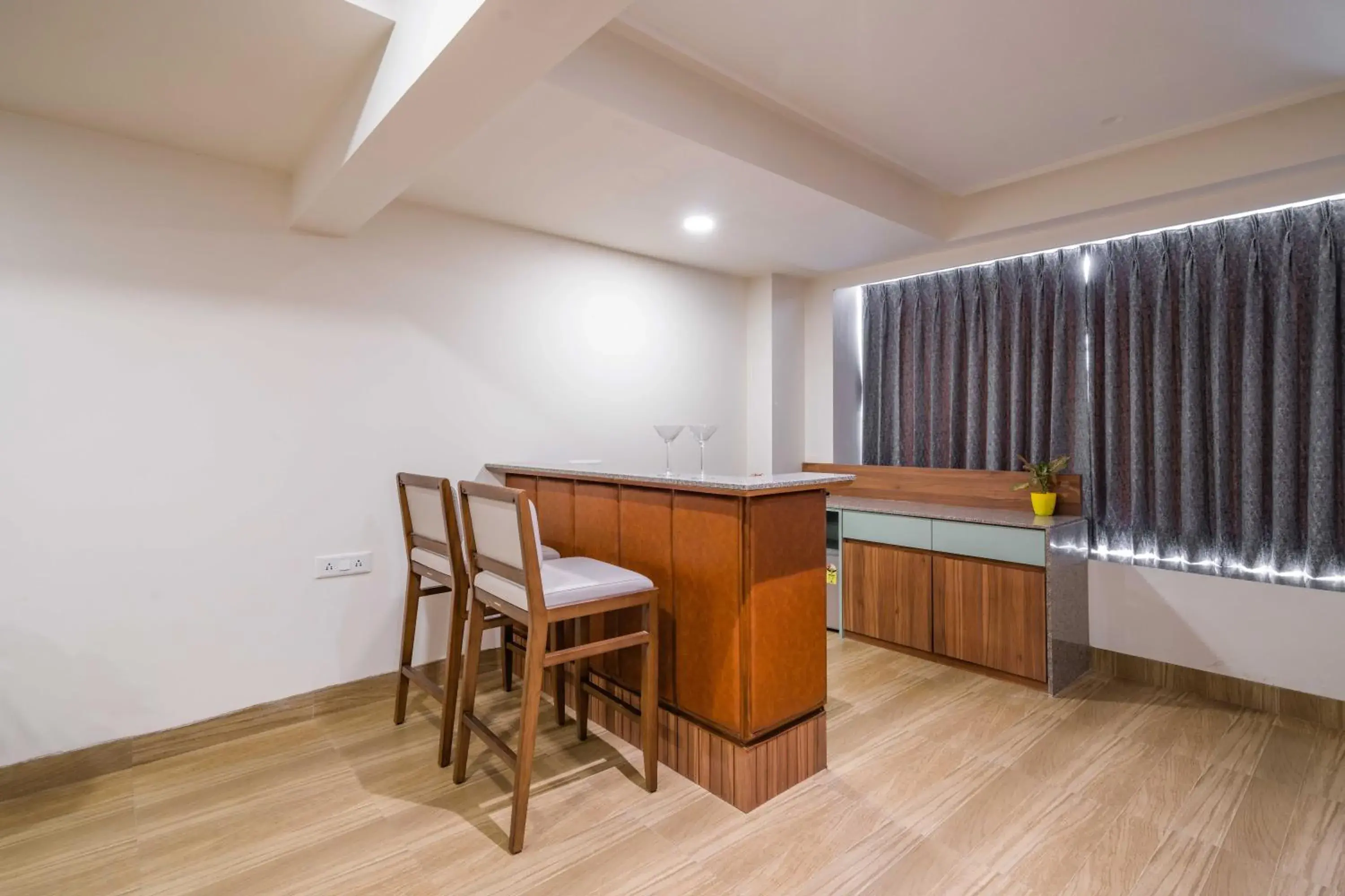 The Lemon Grass Hotel The Lemon Grass Hotel