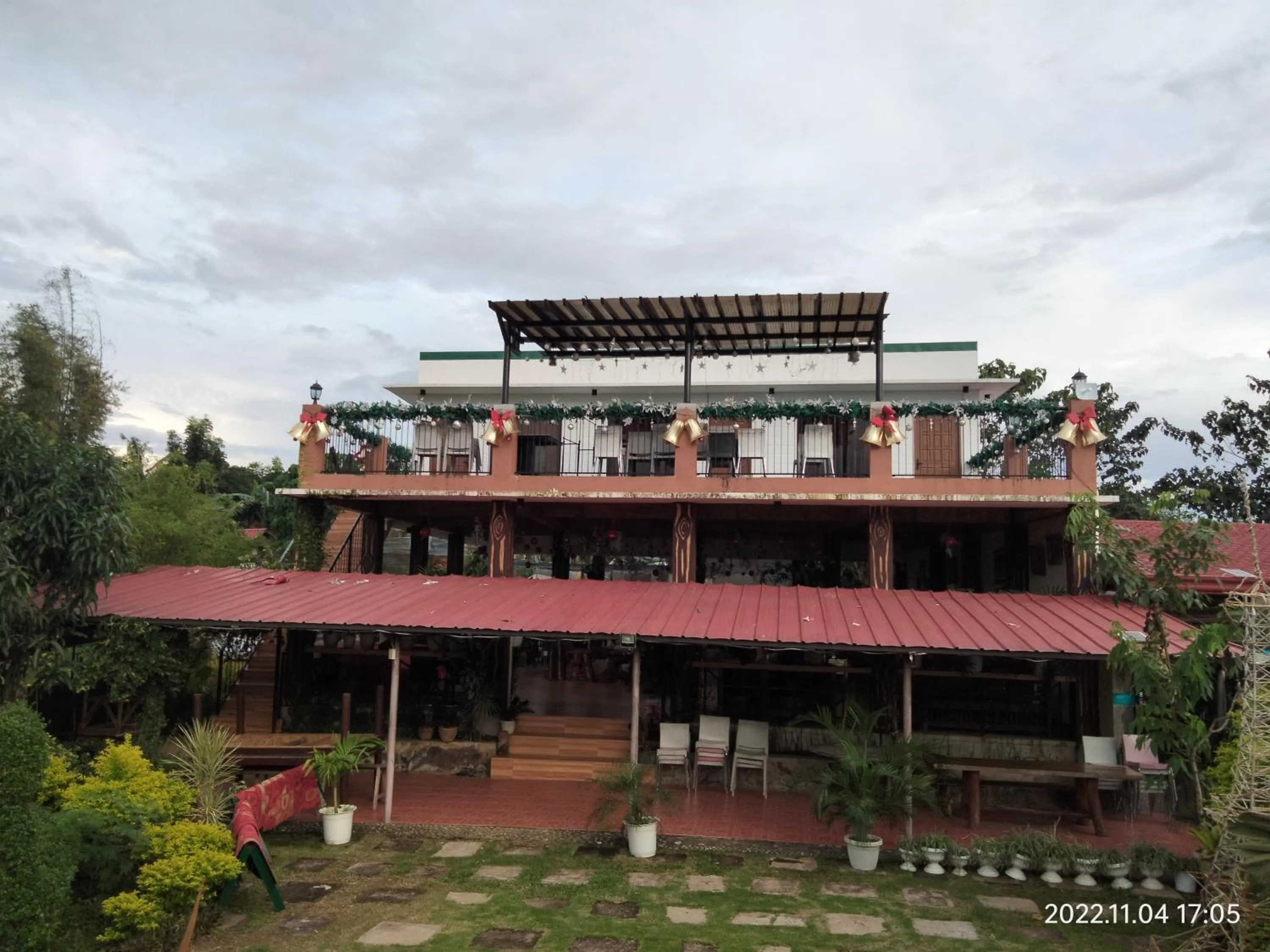 Restaurant/places to eat in Casa de Robles Tanay Rizal