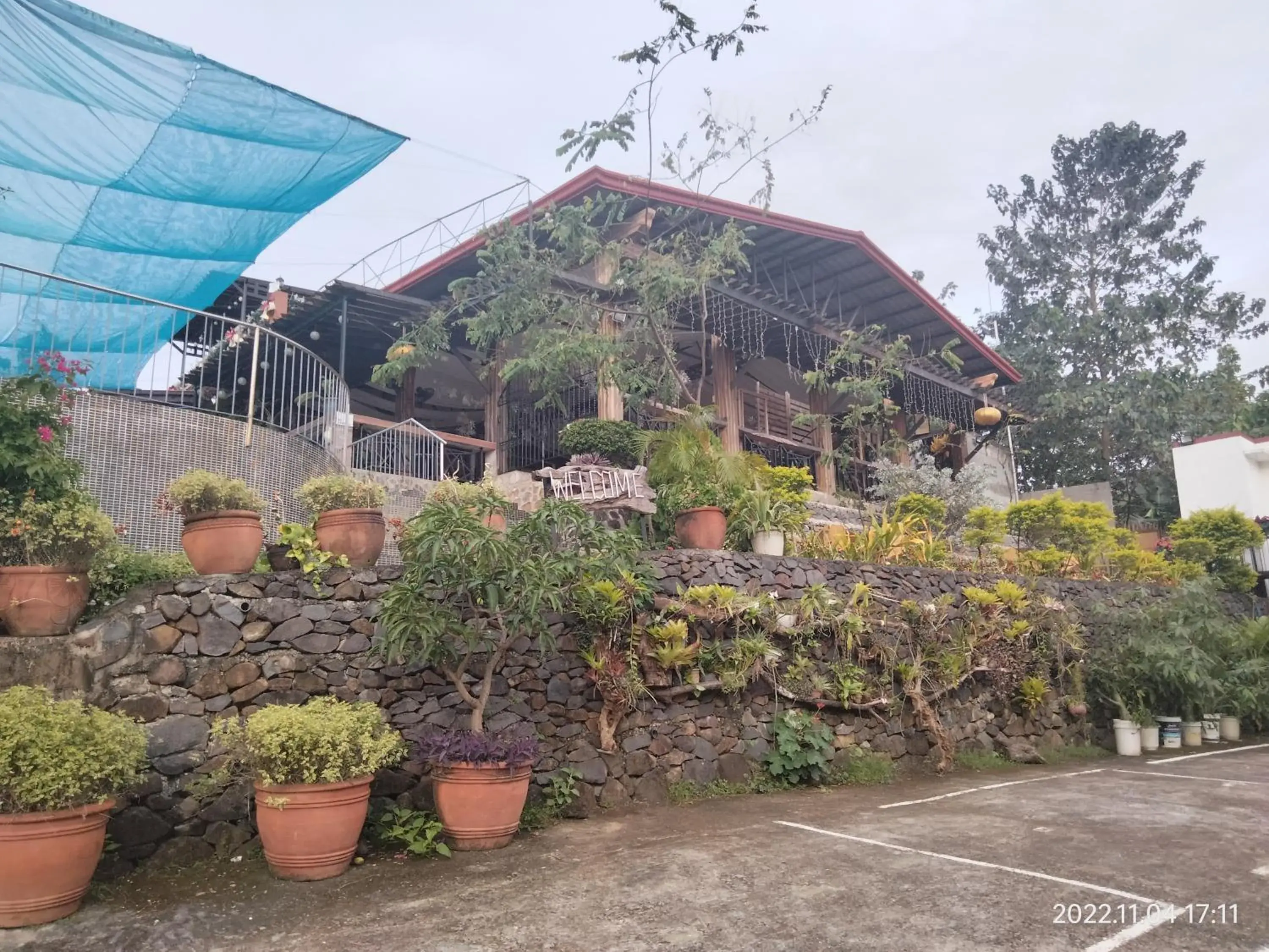 Restaurant/places to eat in Casa de Robles Tanay Rizal Restaurant/places to eat in Casa de Robles Tanay Rizal