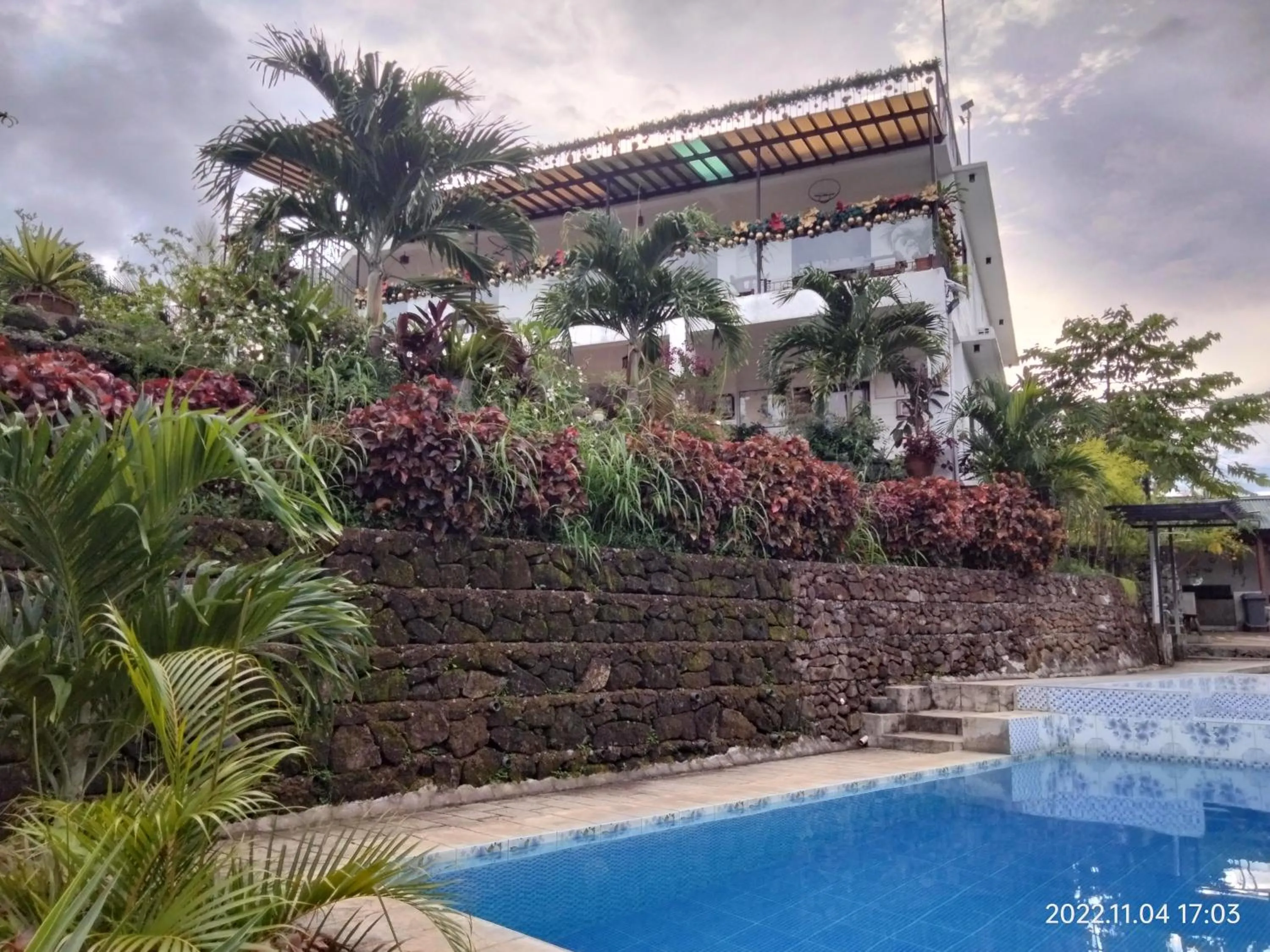 Casa de Robles Tanay Rizal