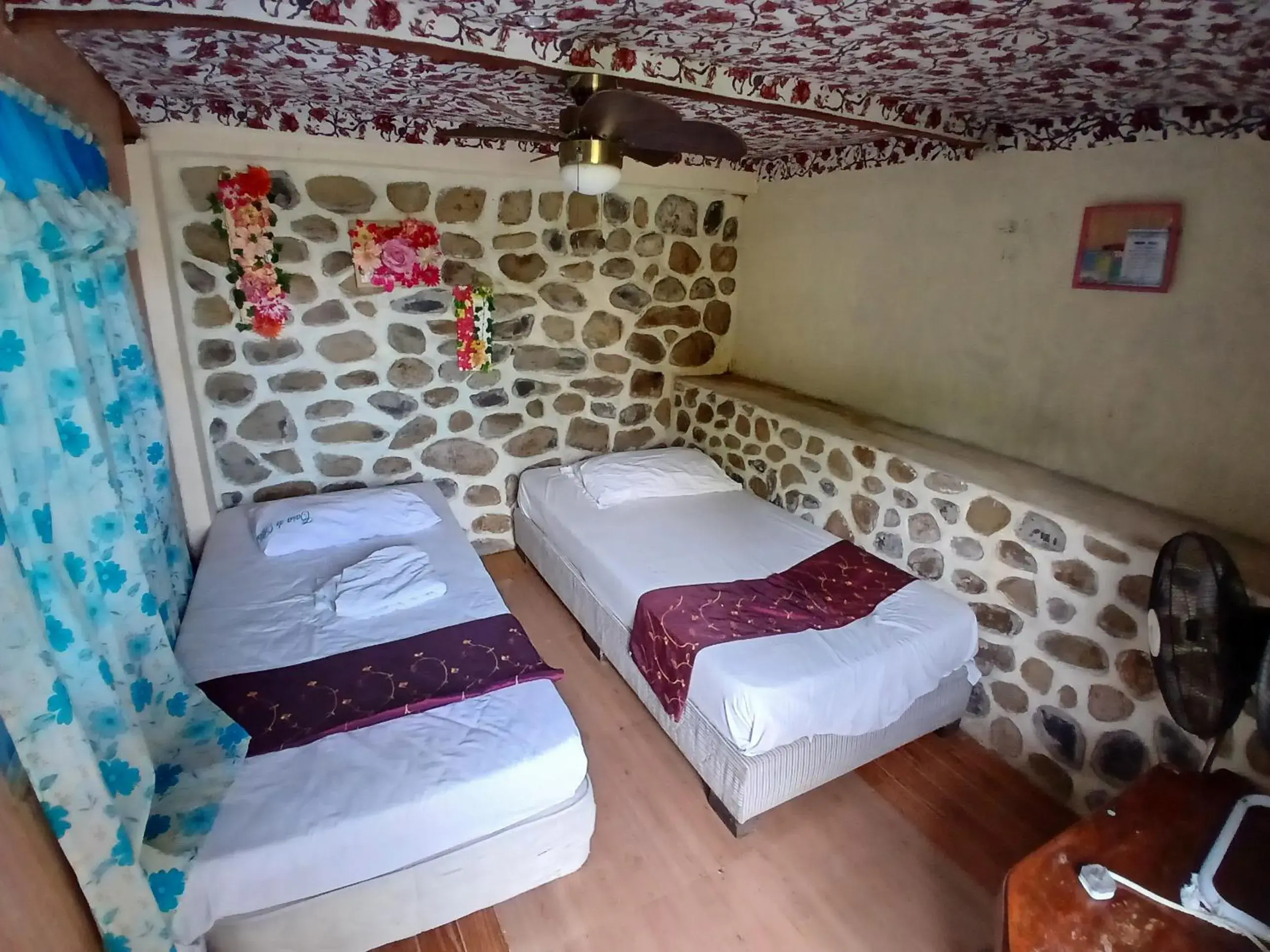 Bed in Casa de Robles Tanay Rizal Bed in Casa de Robles Tanay Rizal