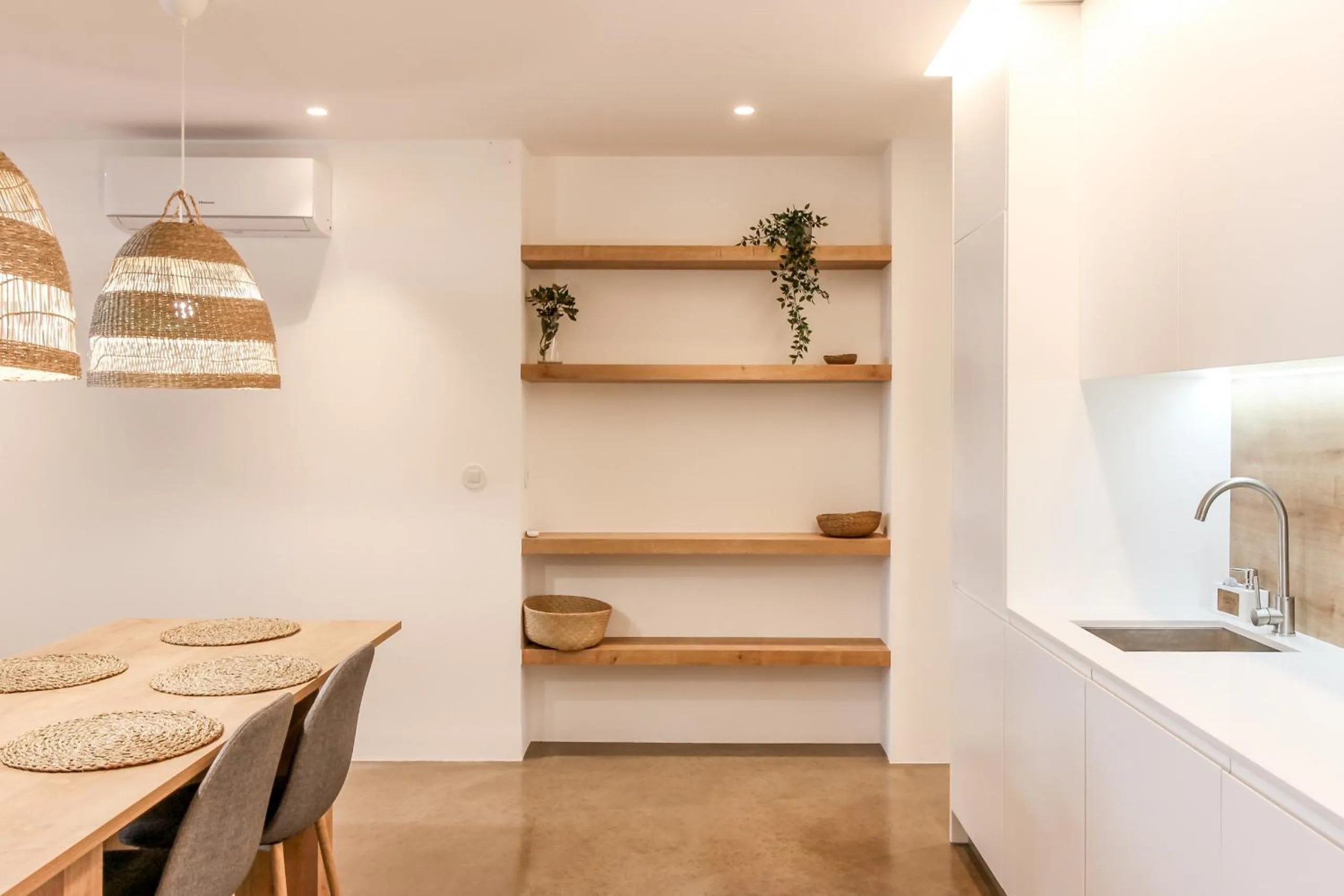 Kitchen or kitchenette in Atelier 321- Porto- Praia- Rio- Terraço