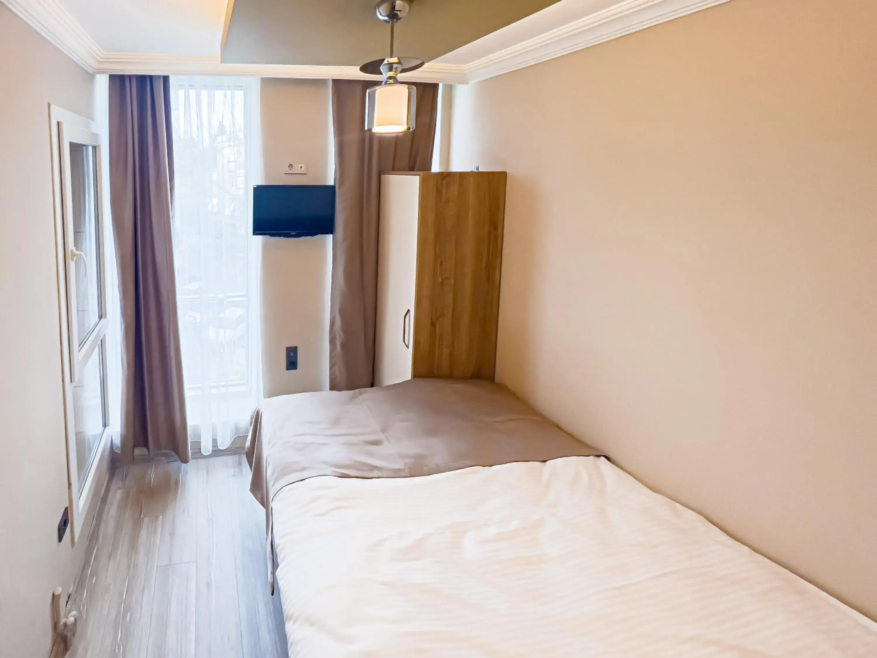 Bed in Helen Inn Bed in Helen Inn