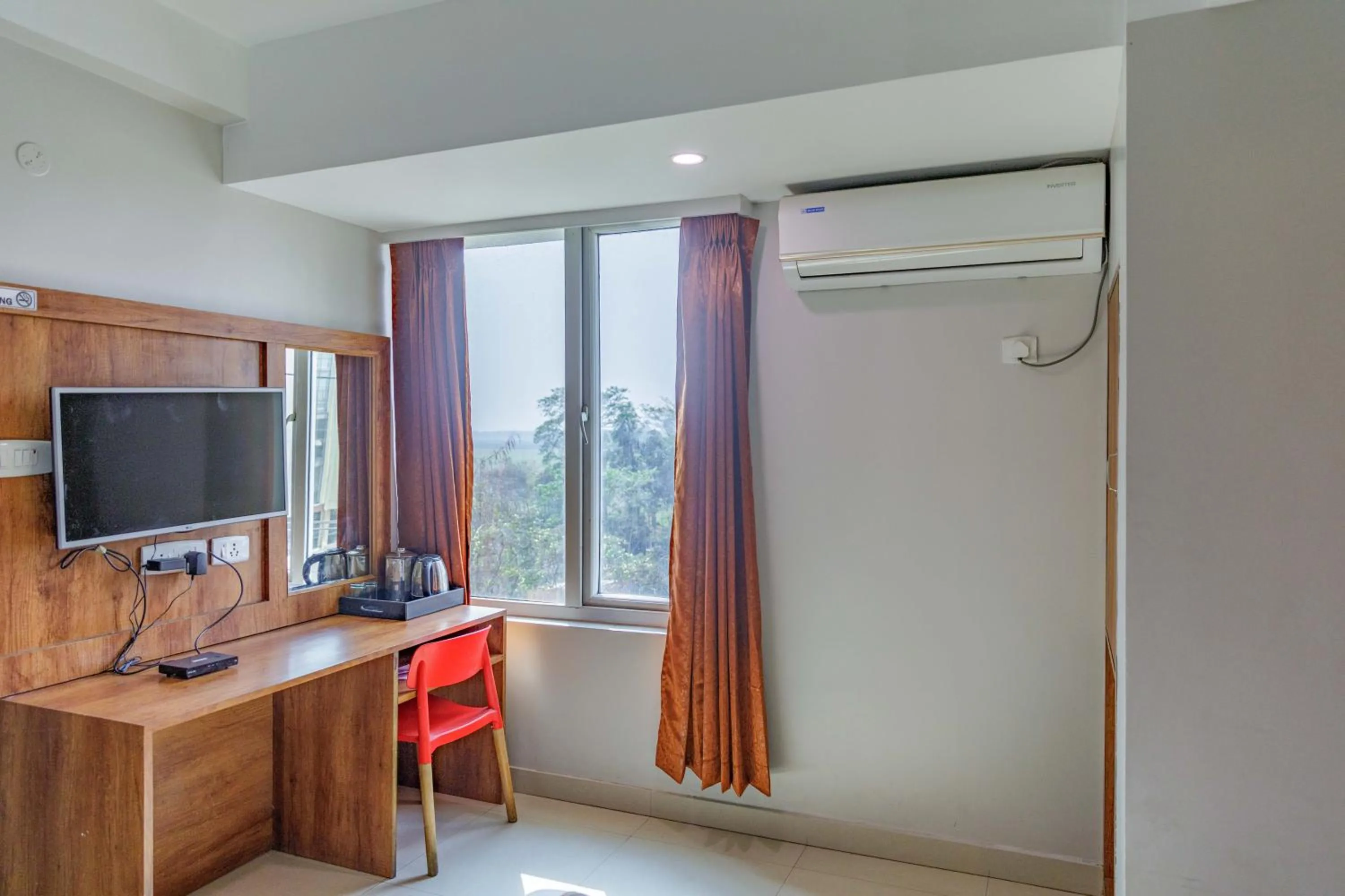 Hotel Parnil Residency