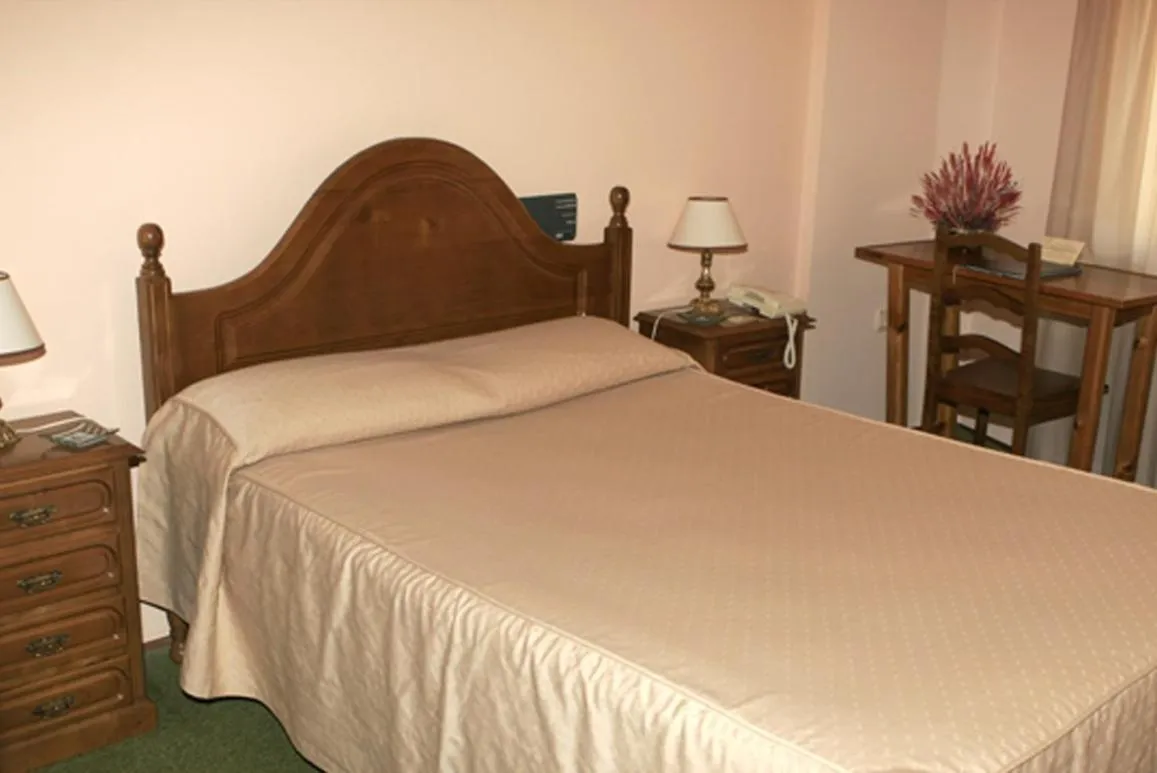 Photo of the whole room, Bed in Hotel Xallas