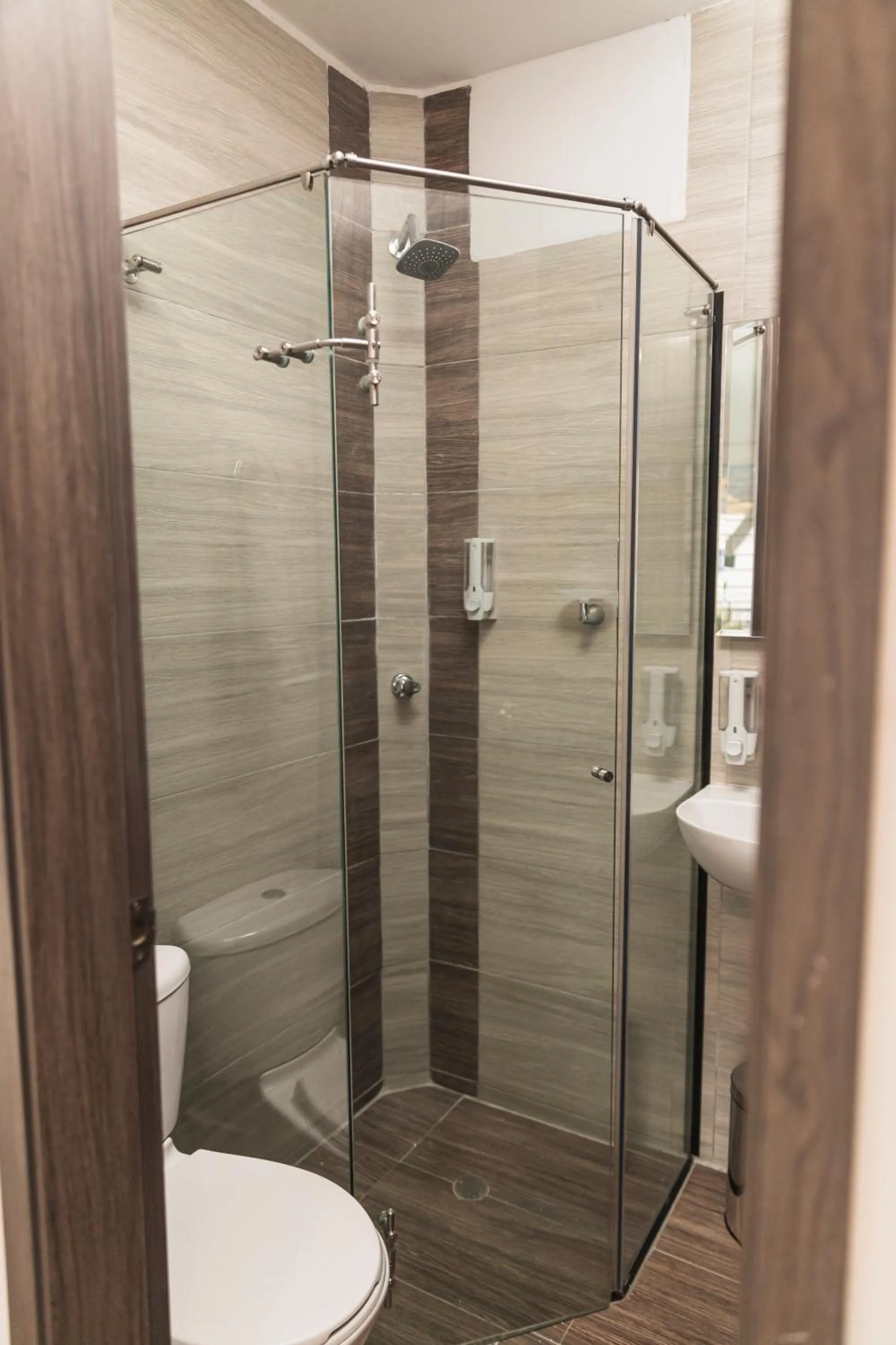 Shower in Hotel Boutique Business Center