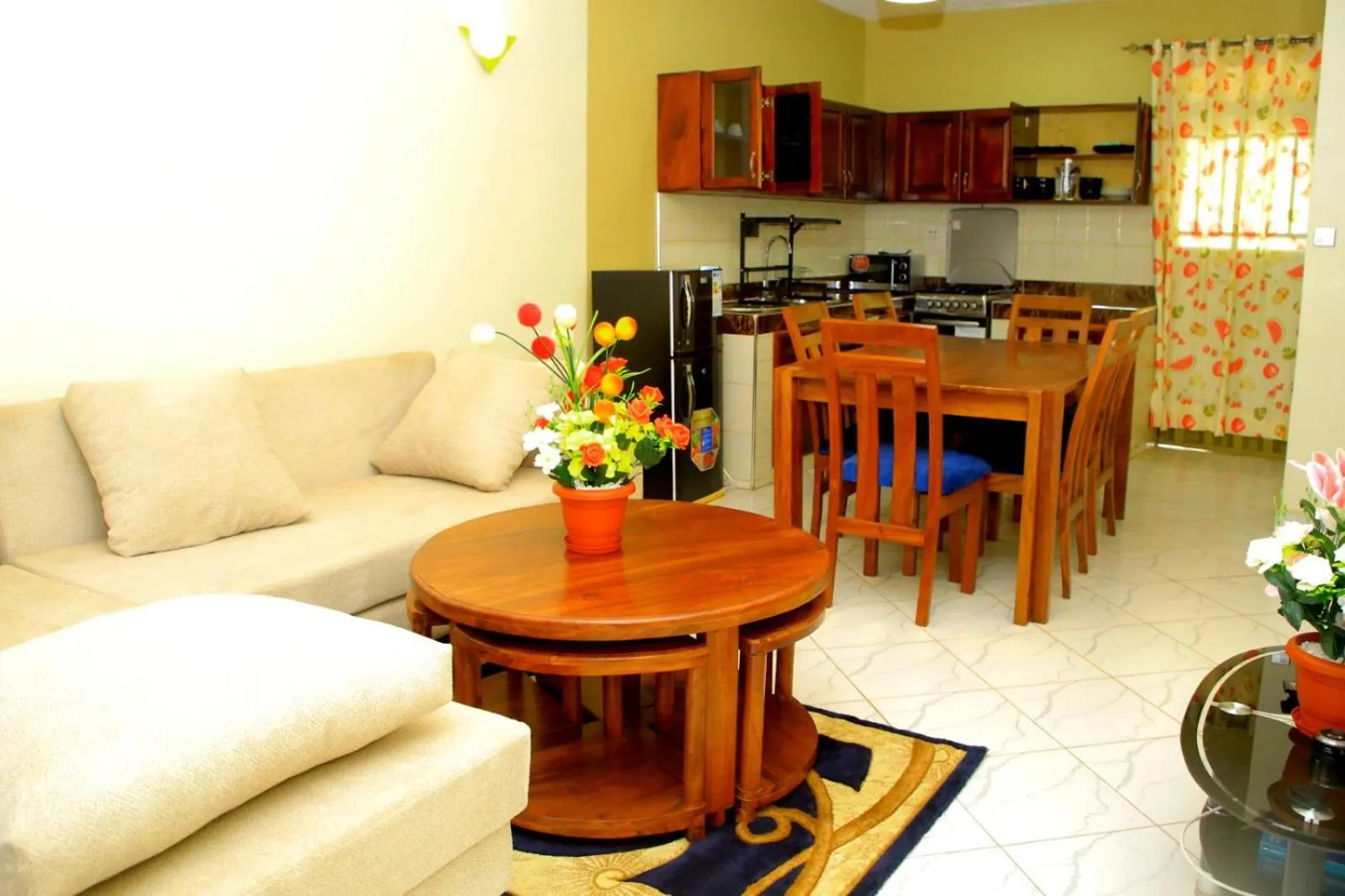 Kitchen or kitchenette in Peace of Mind Suites