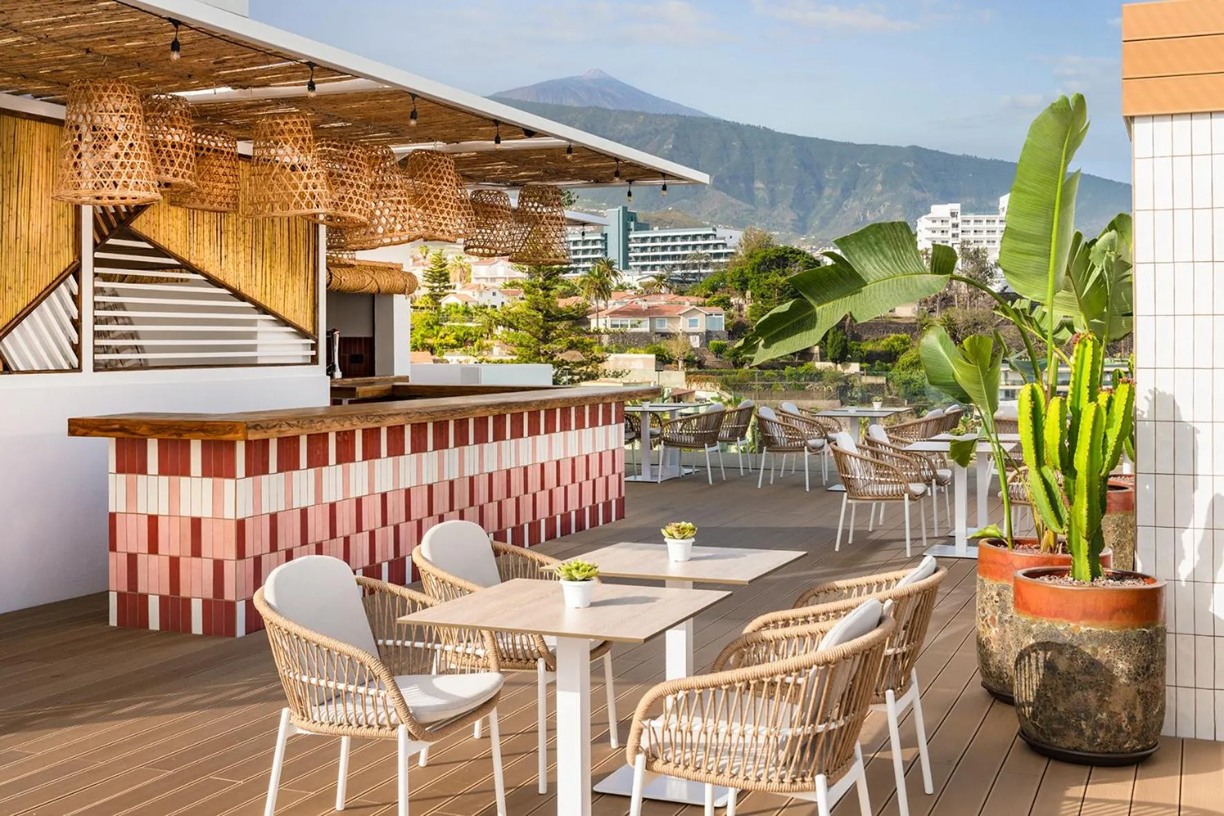 Lounge or bar in Hotel Atlantic El Tope