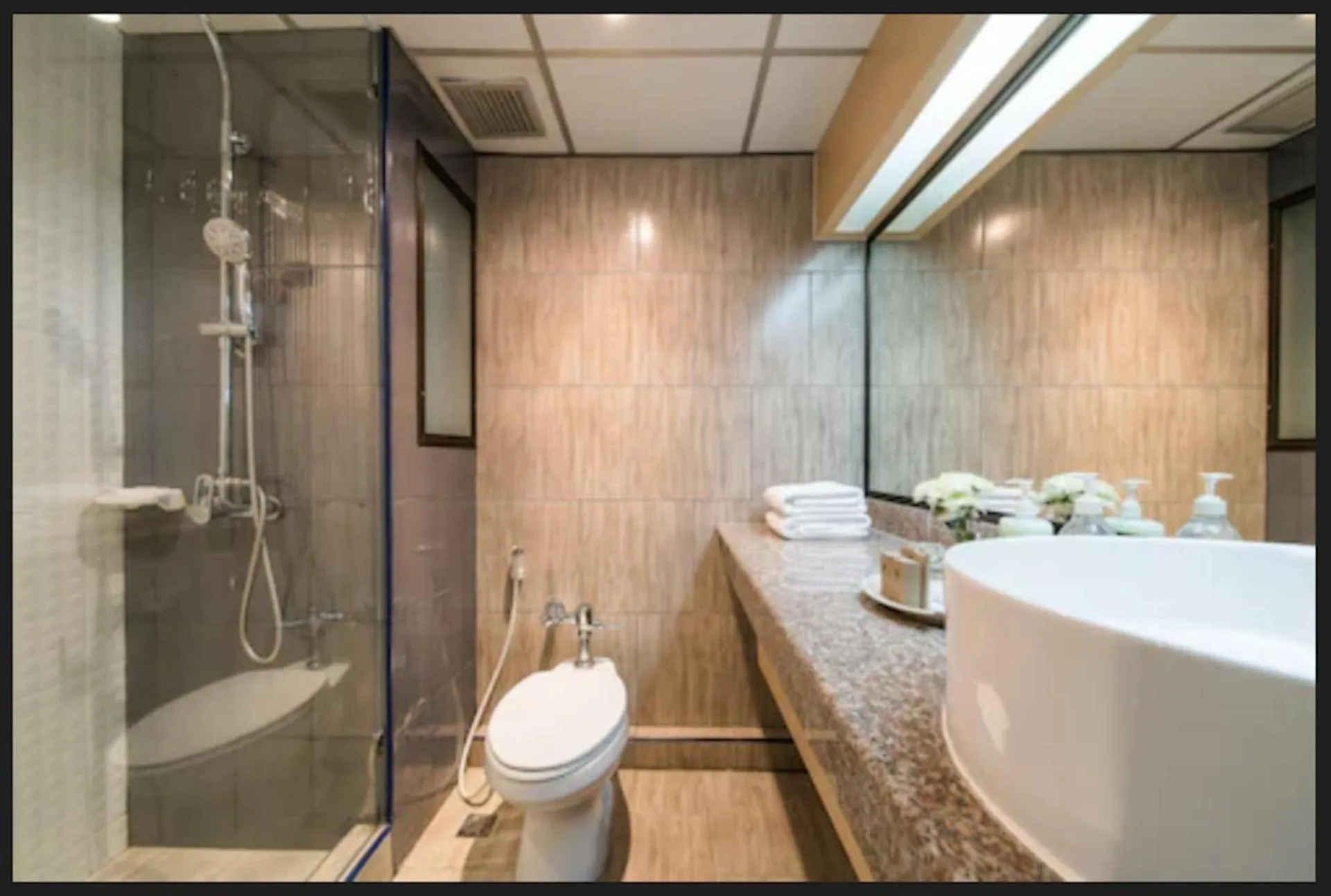 Bathroom in Mountain Beach Resort & Convention Center