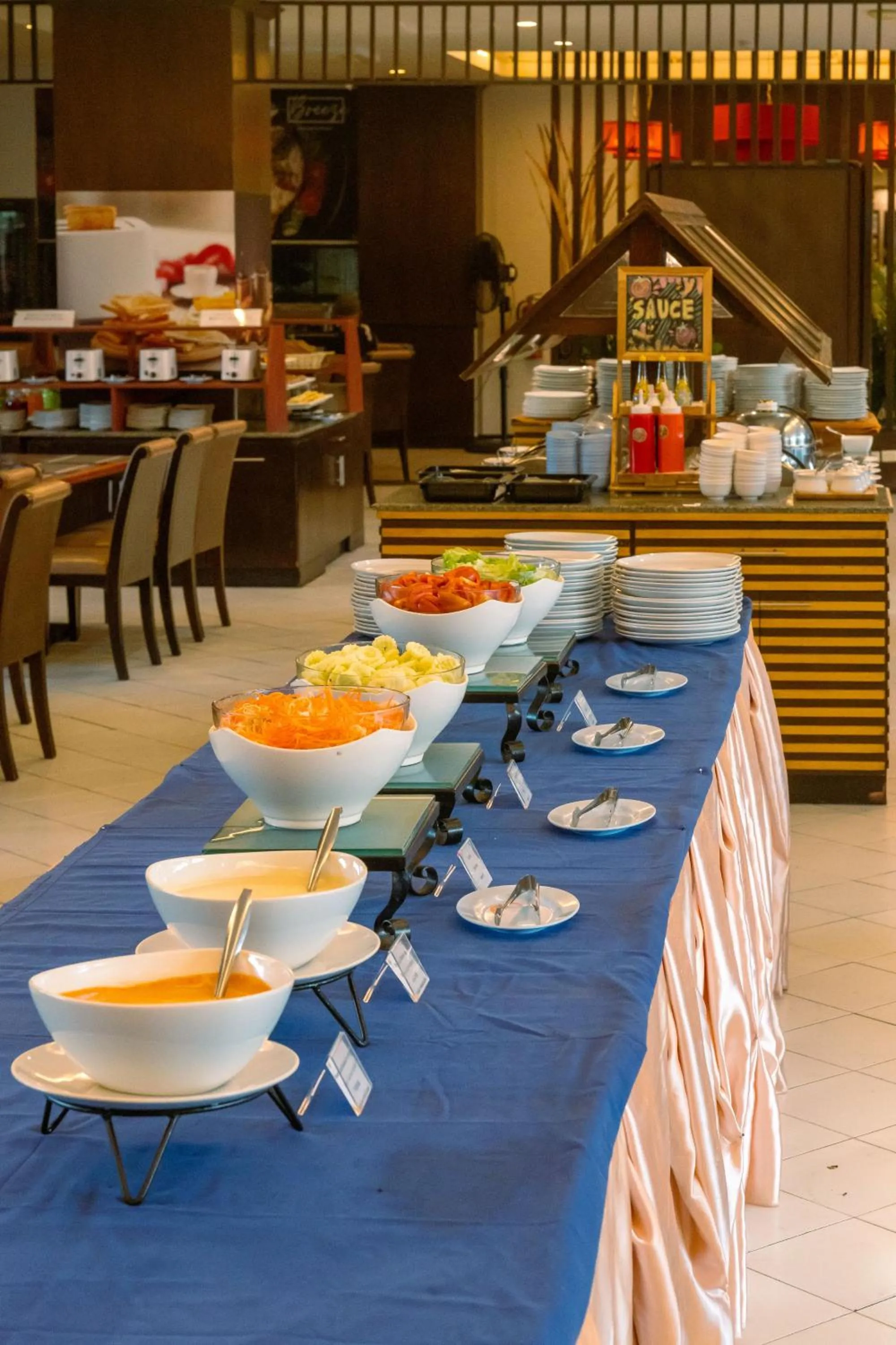 Restaurant/places to eat in Mountain Beach Resort & Convention Center