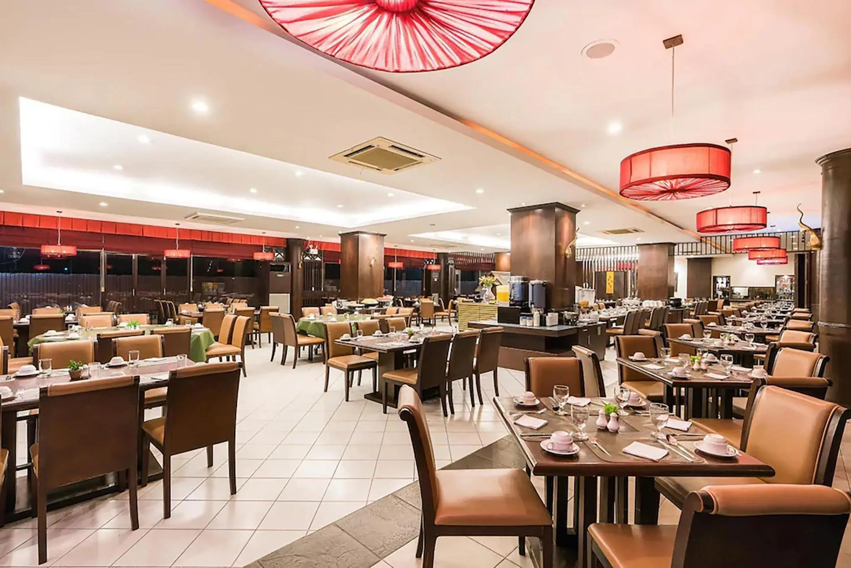 Restaurant/places to eat in Mountain Beach Resort & Convention Center Restaurant/places to eat in Mountain Beach Resort & Convention Center