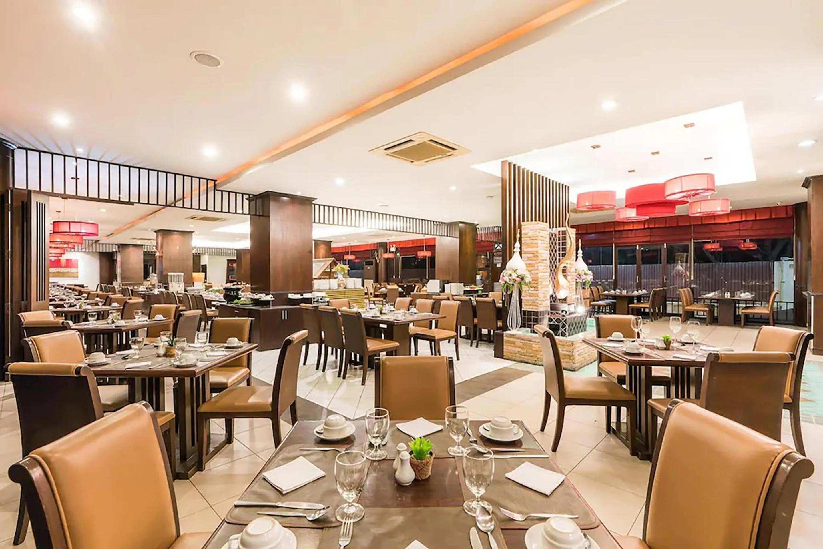 Restaurant/places to eat in Mountain Beach Resort & Convention Center