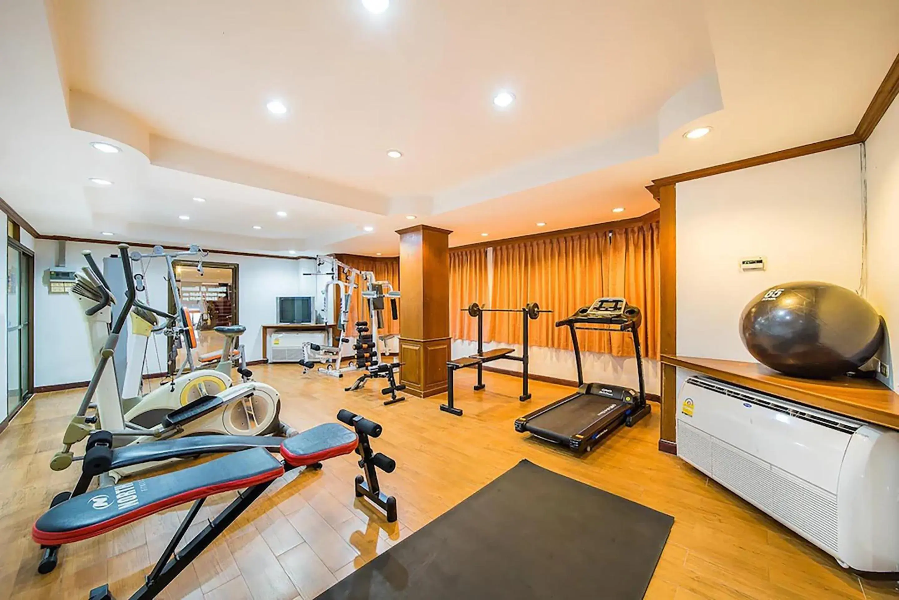 Fitness centre/facilities in Mountain Beach Resort & Convention Center Fitness centre/facilities in Mountain Beach Resort & Convention Center