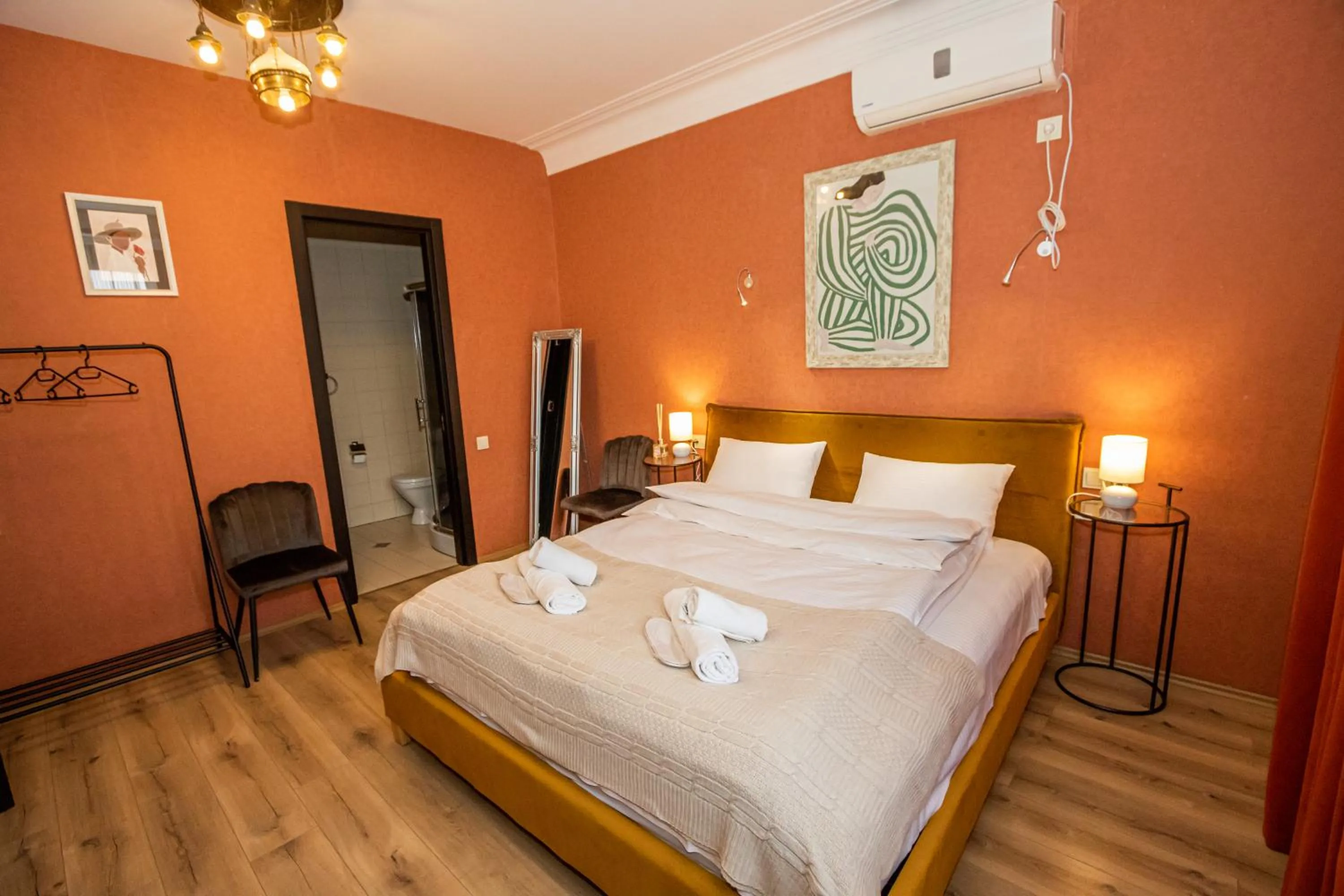Bed in Hotel Old Tbilisi 5 rooms