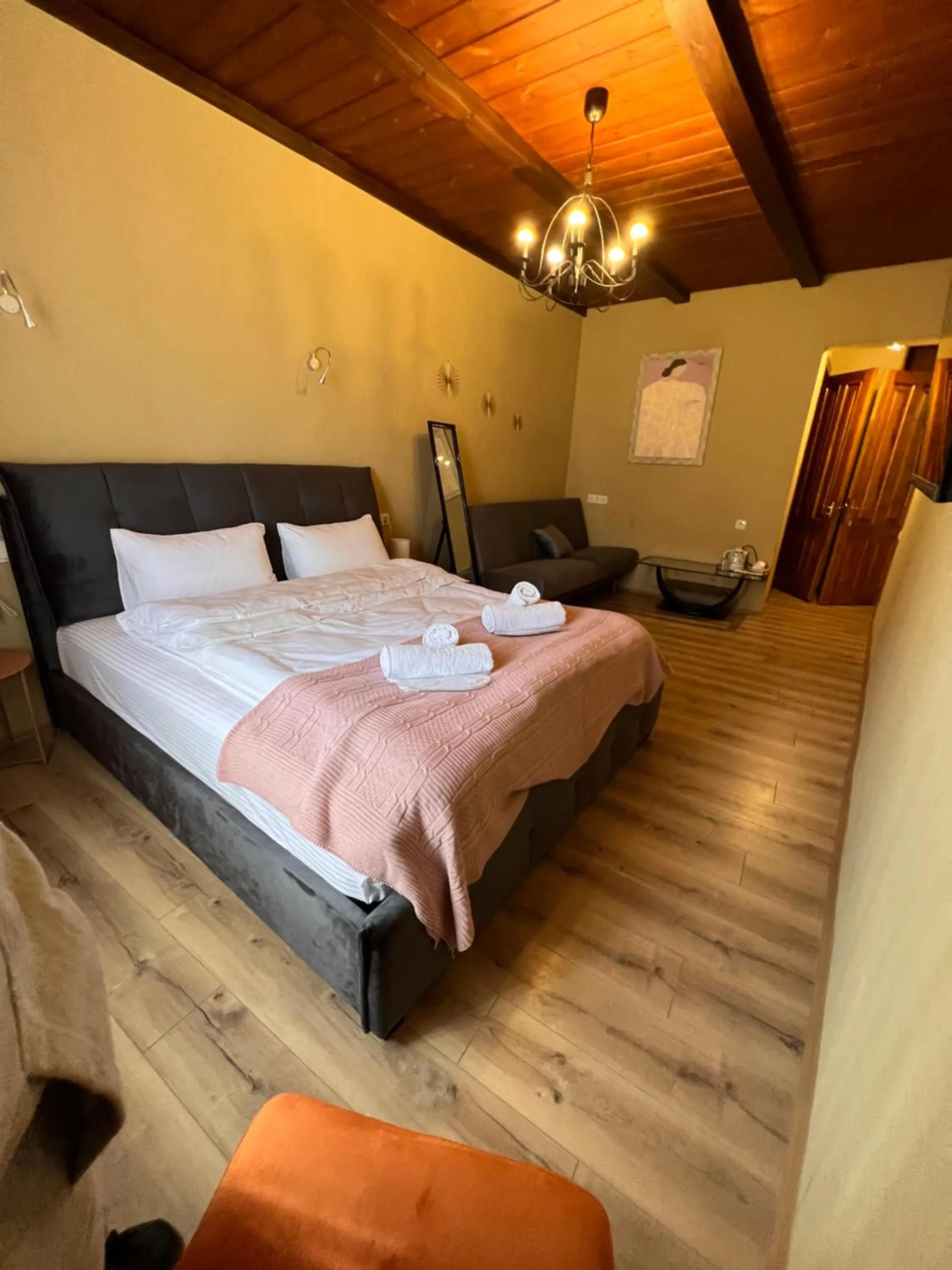 Bed in Hotel Old Tbilisi 5 rooms