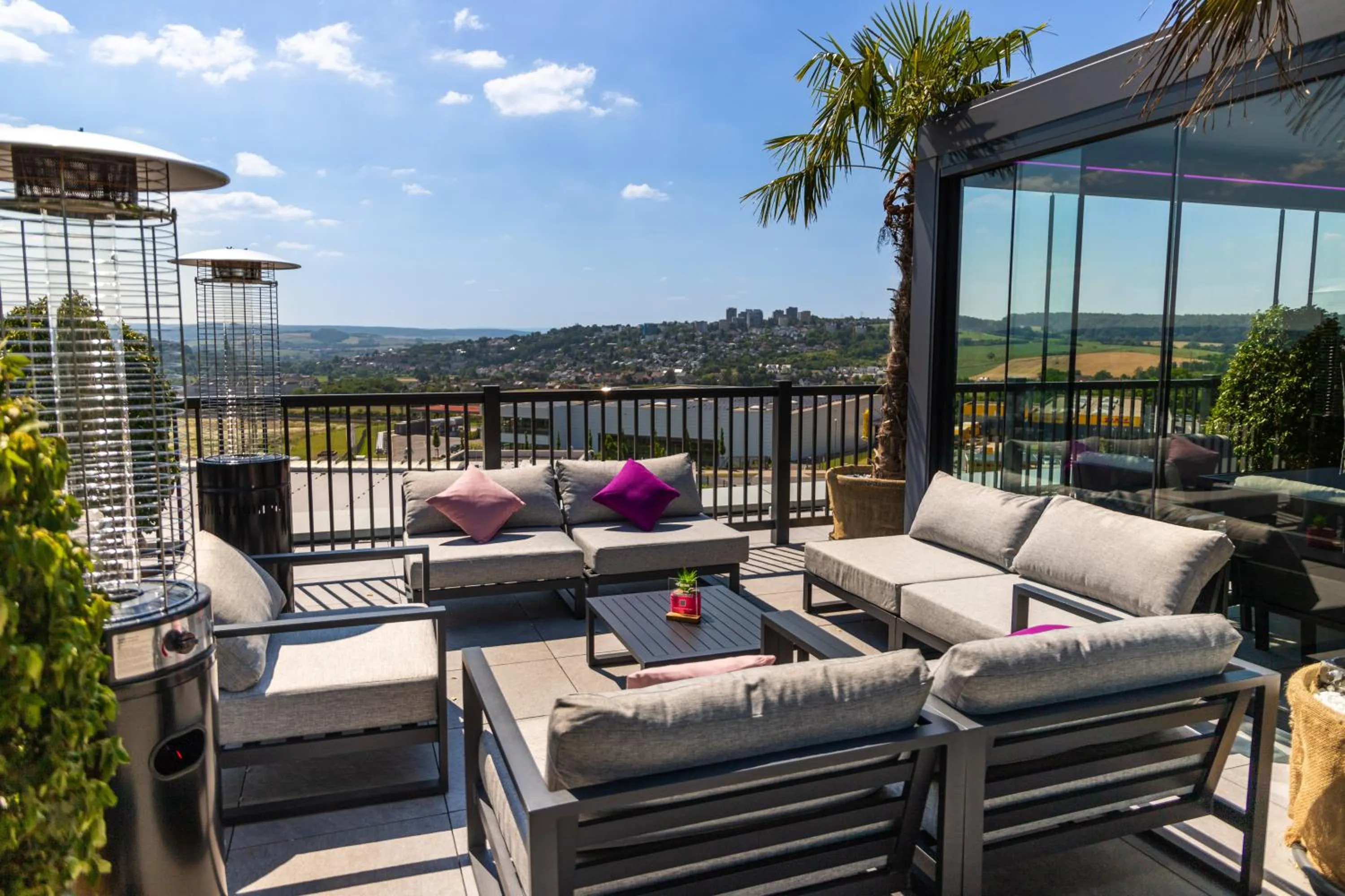 Balcony/Terrace in Point 7 Hotel