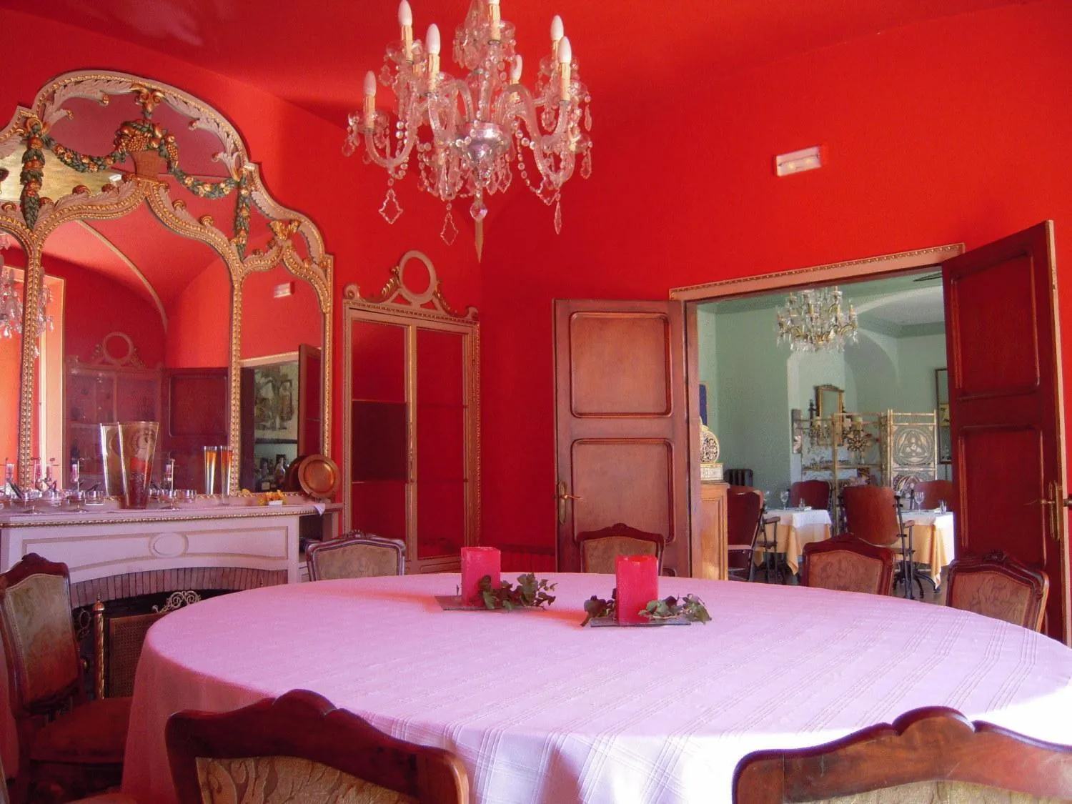 Restaurant/places to eat in Hotel Torre Marti