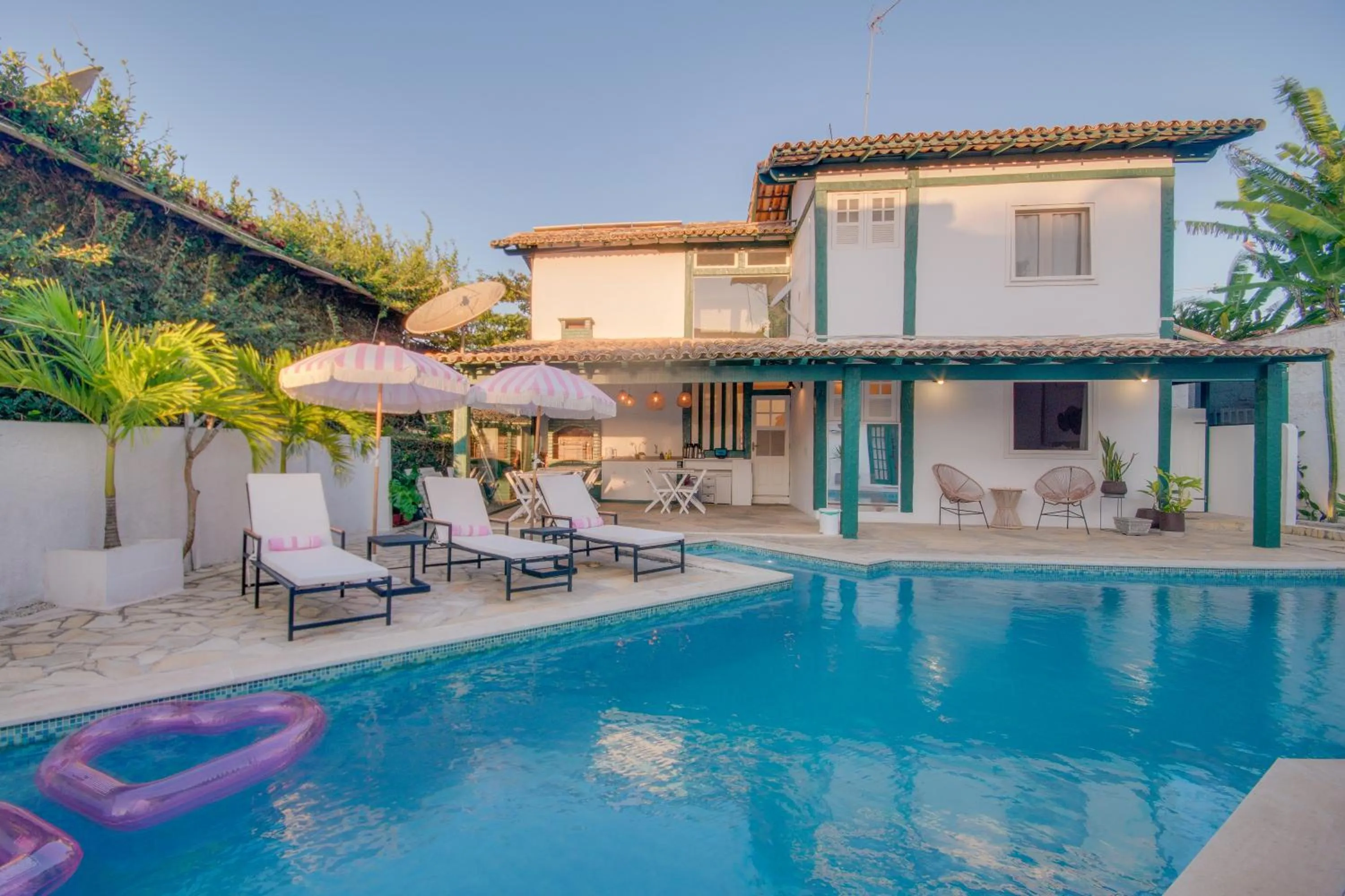 Property building in Elsi Pousada