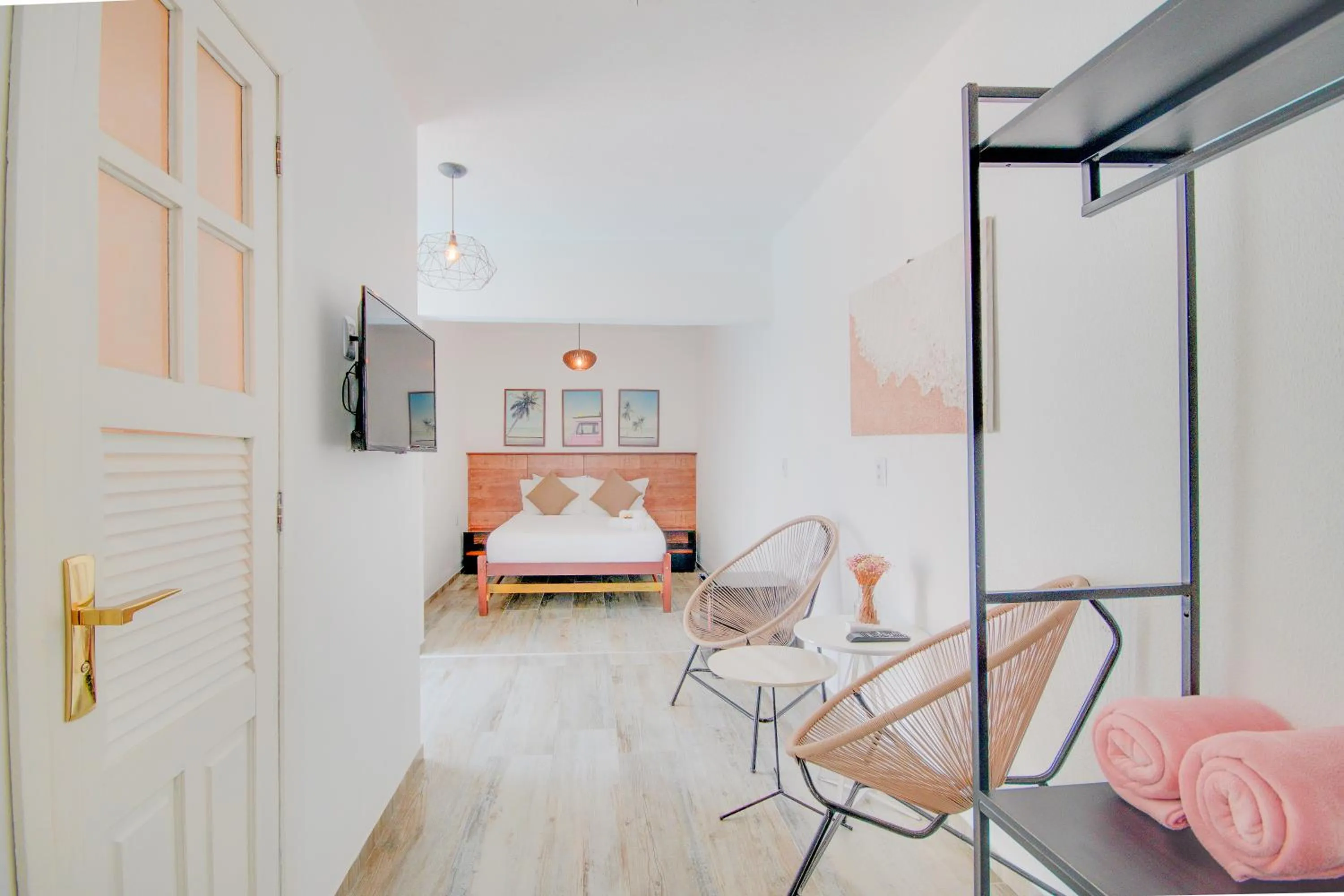 Living room, Bed in Elsi Pousada