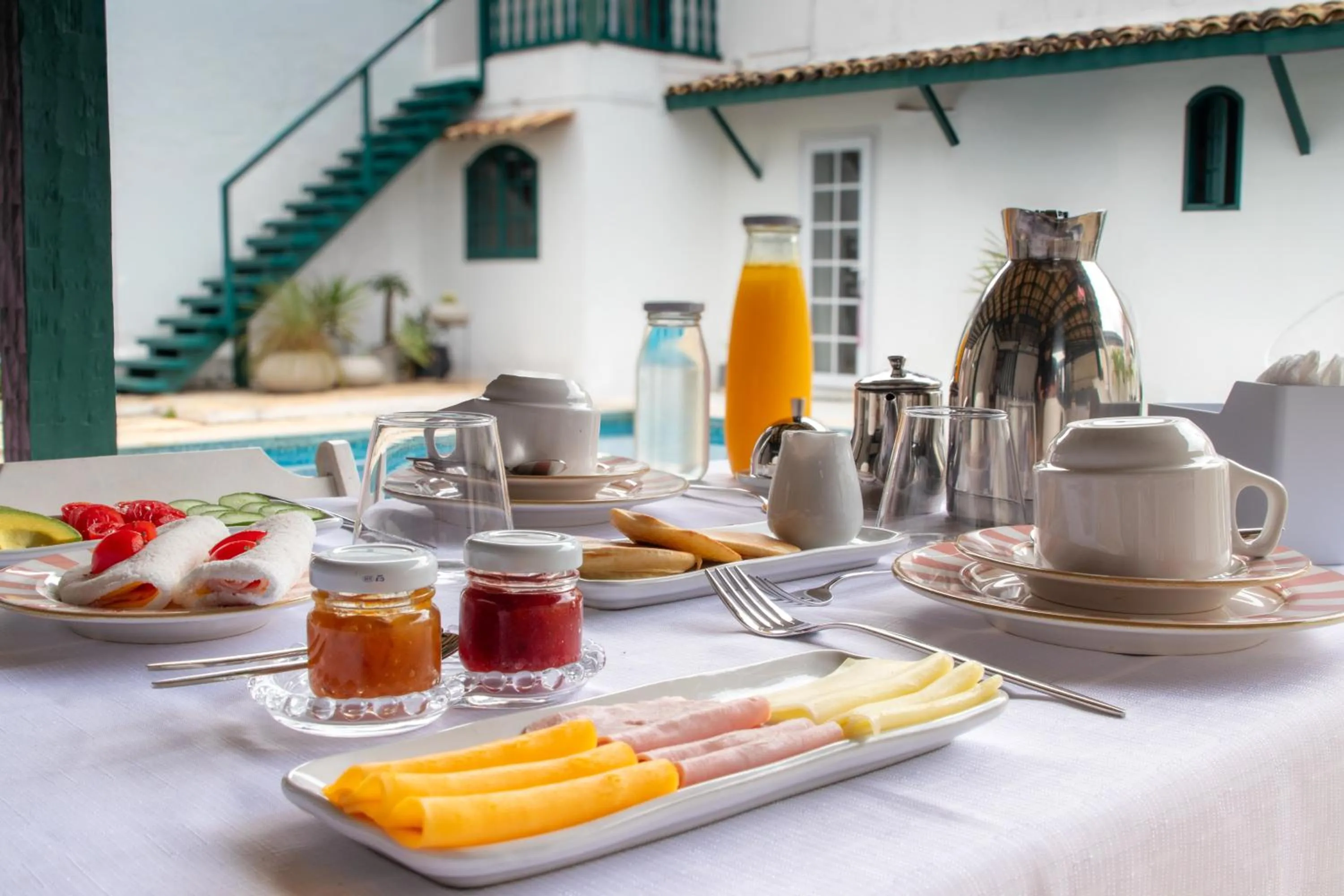 Breakfast in Elsi Pousada