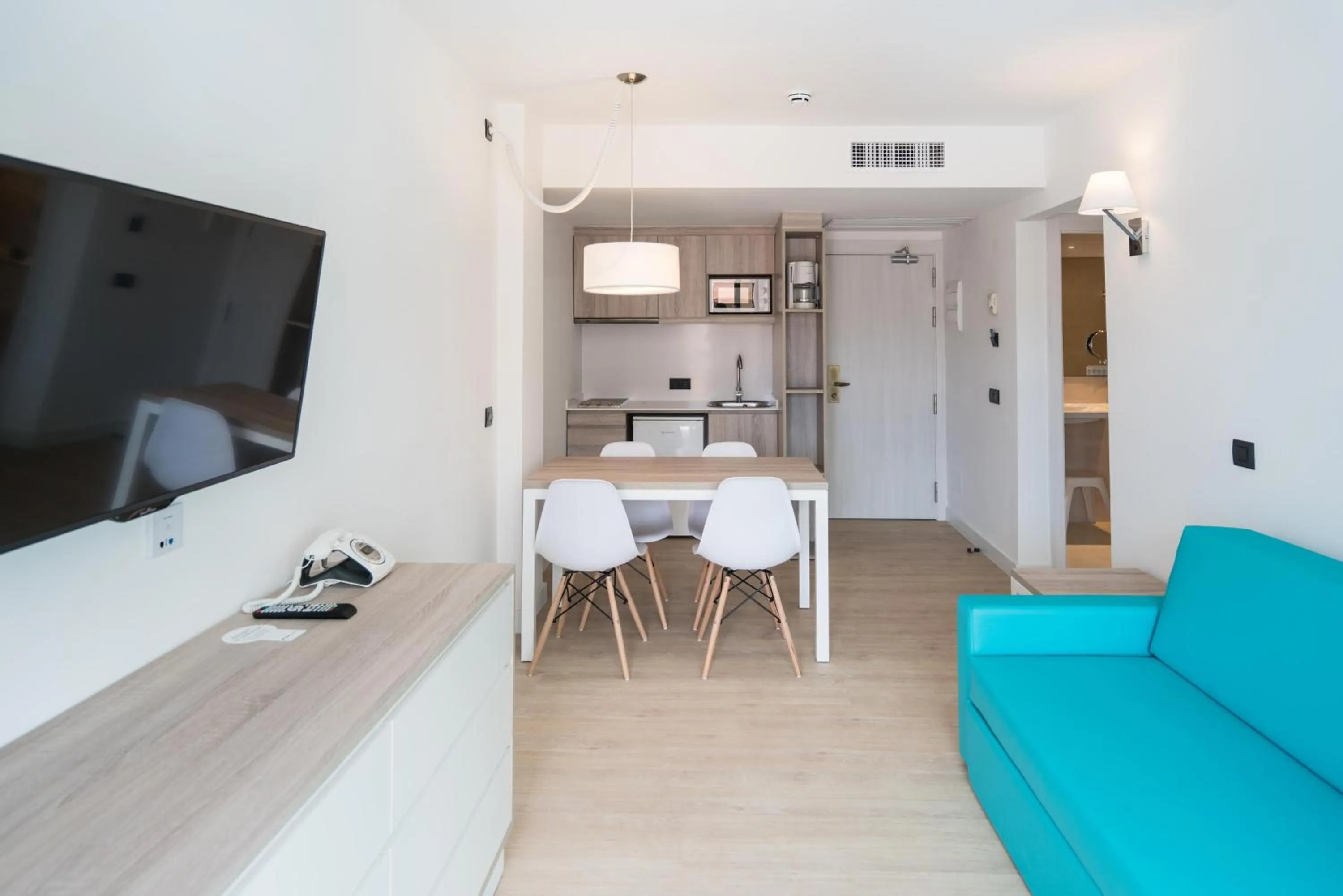 TV and multimedia in THB Guya Playa