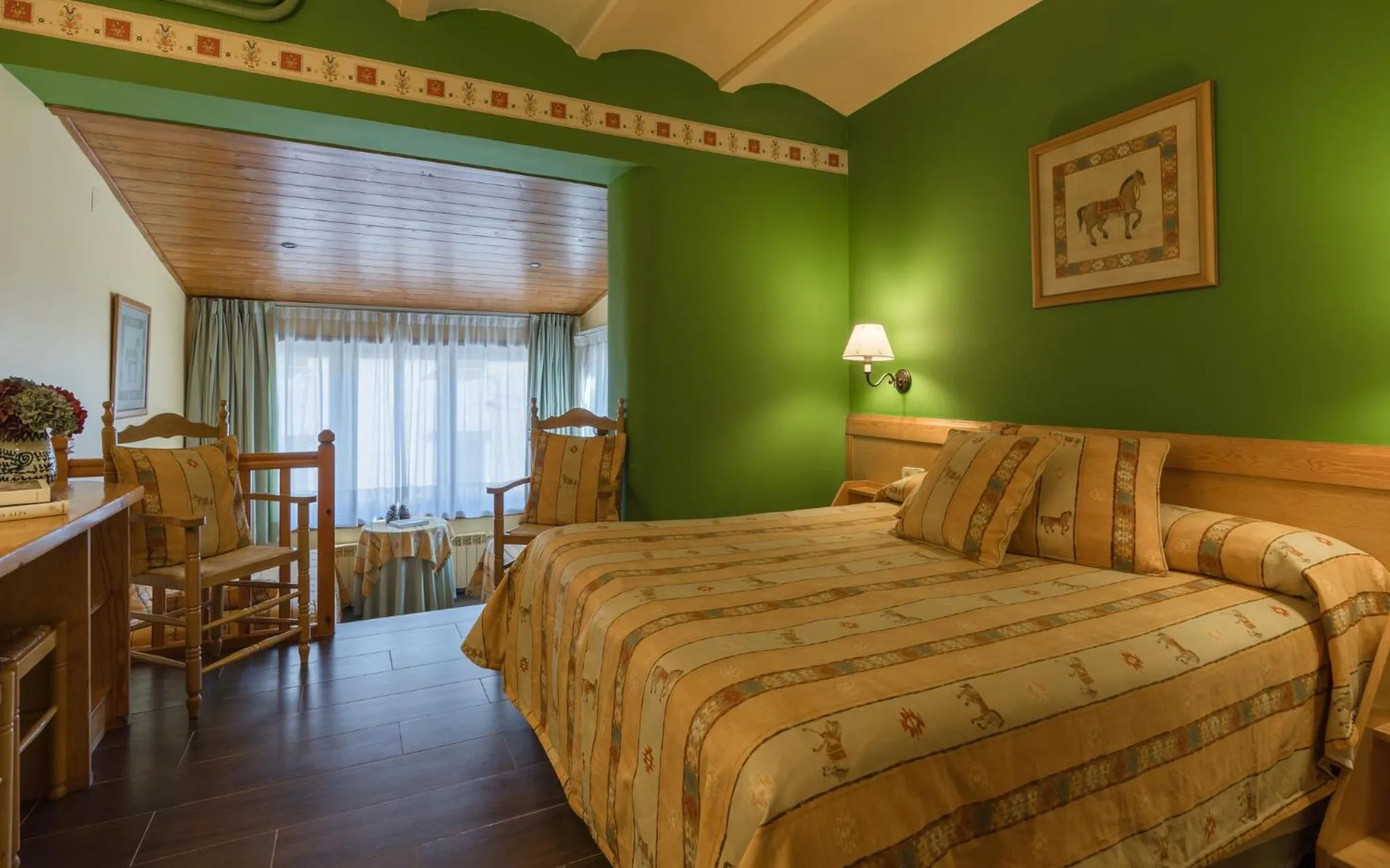 Bed in Hotel Aran La Abuela