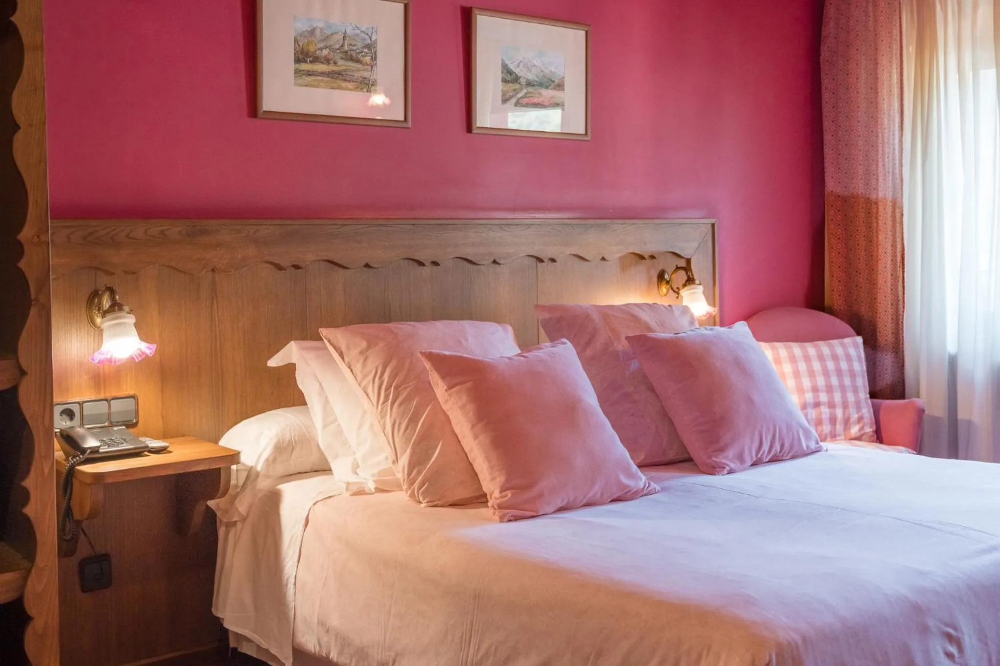 Bed in Hotel Aran La Abuela