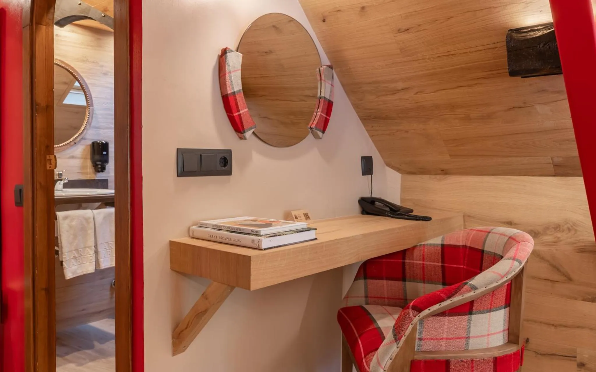 Bedroom in Hotel Aran La Abuela