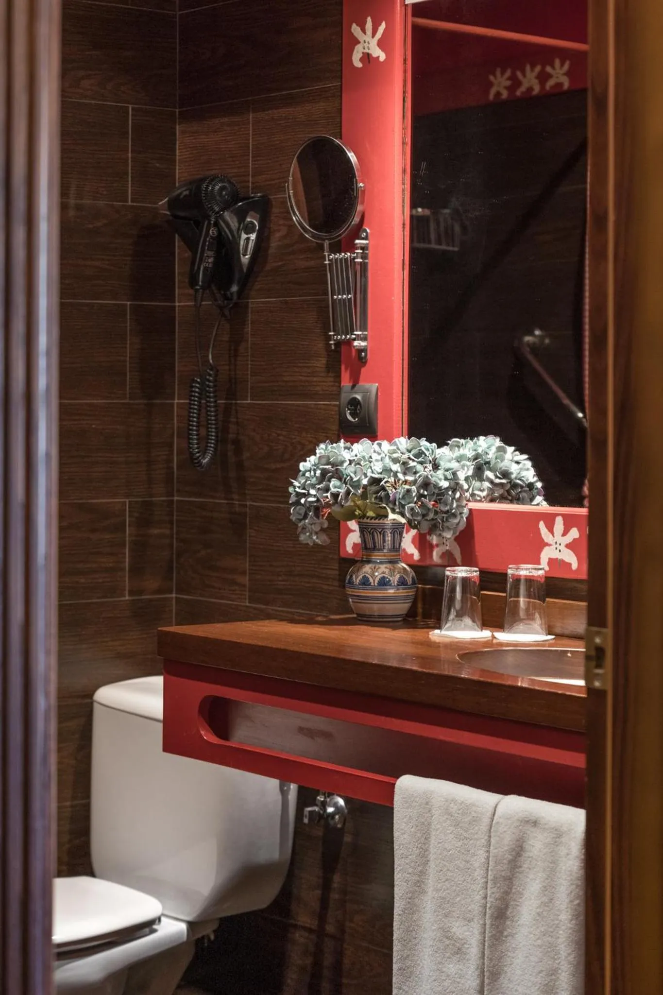 Bathroom in Hotel Aran La Abuela