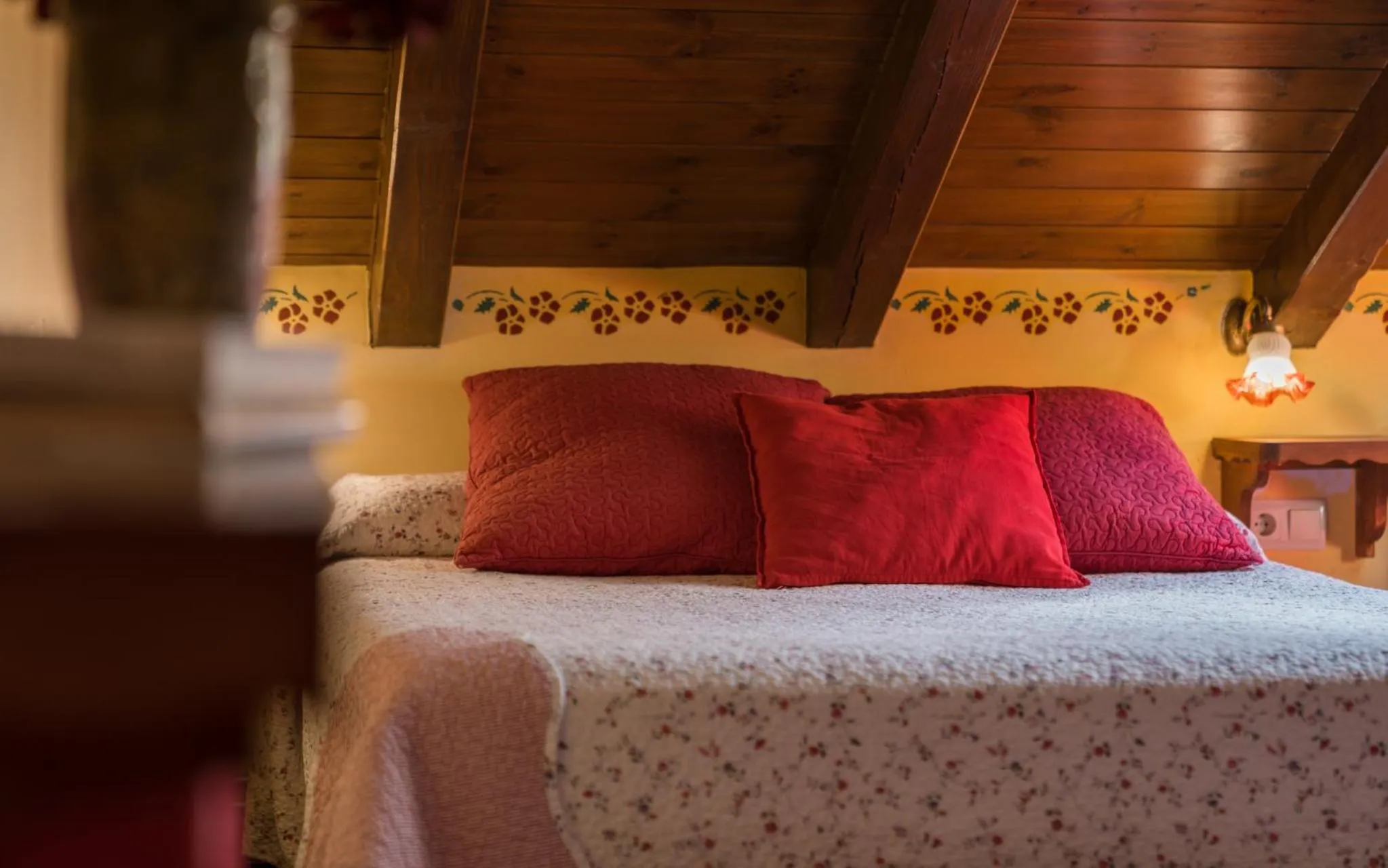 Bed in Hotel Aran La Abuela