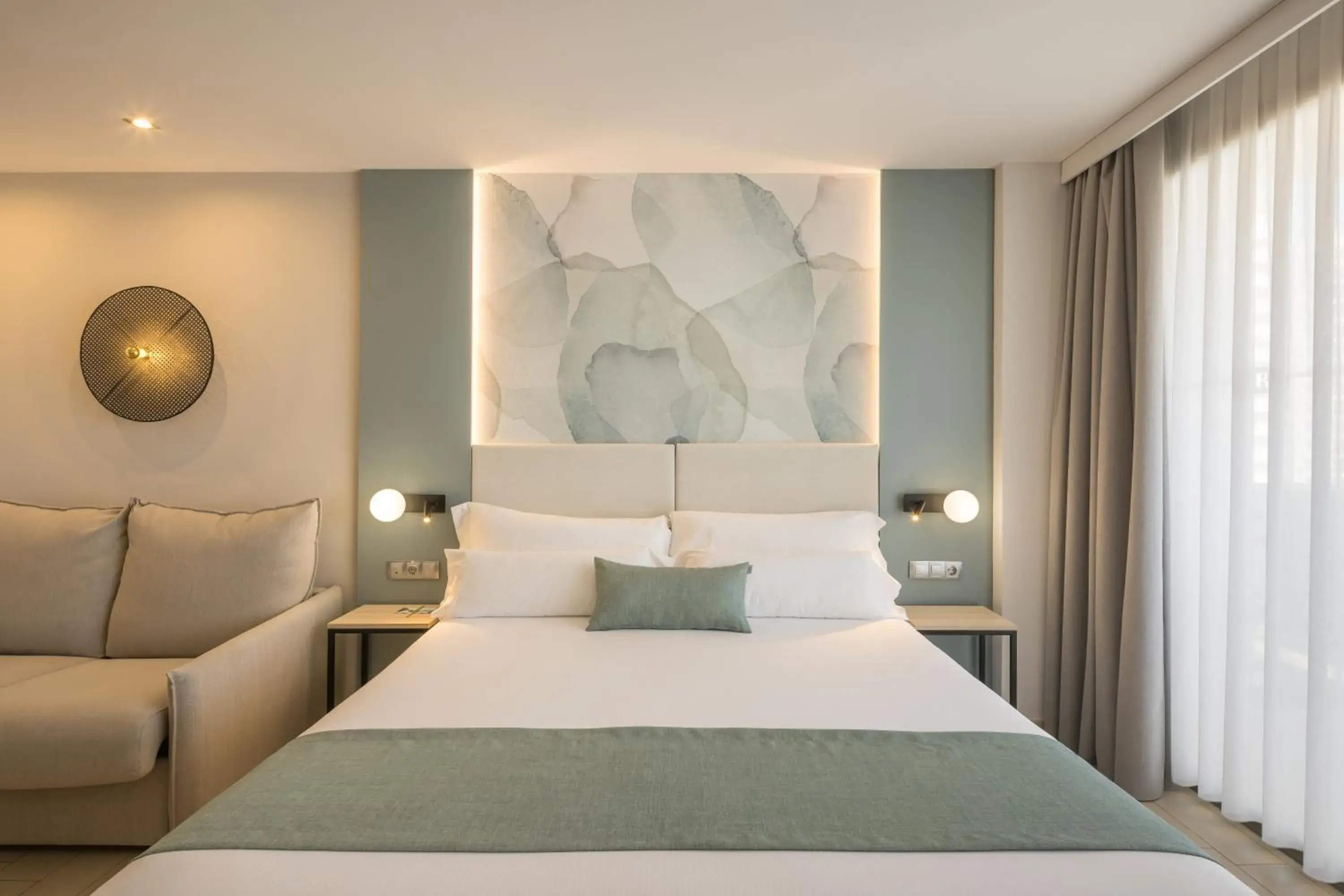 Bed in AR Diamante Beach & SPA Hotel 4 SUP Bed in AR Diamante Beach & SPA Hotel 4 SUP