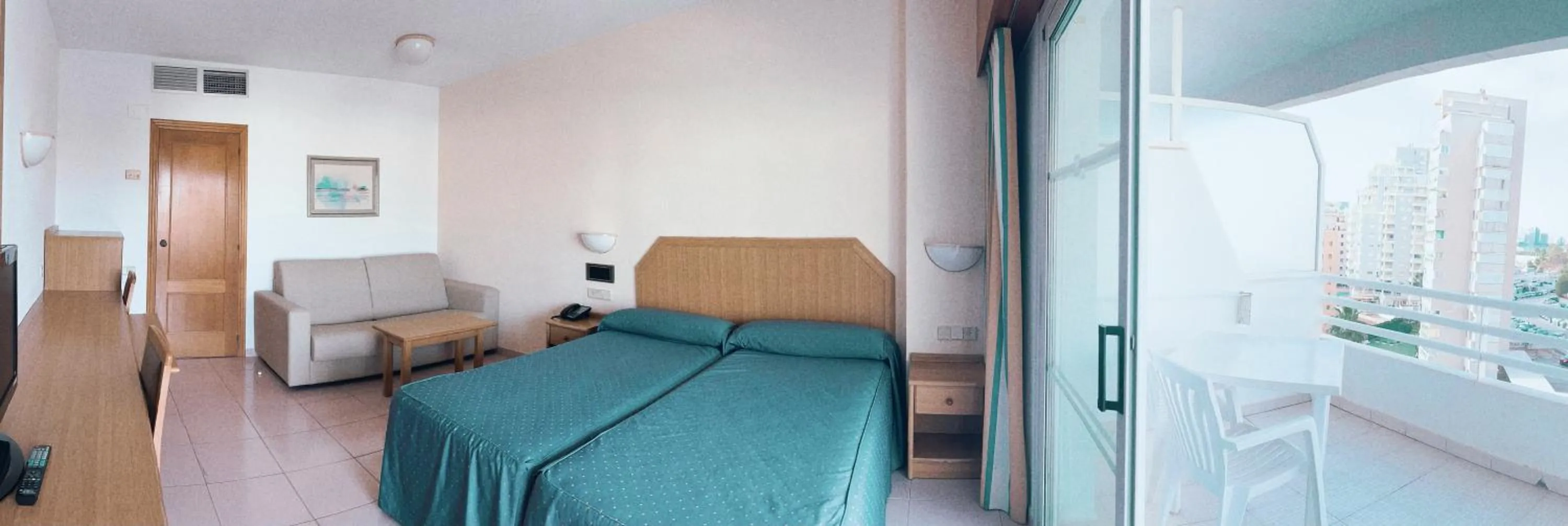 Bed in AR Roca Esmeralda & SPA Hotel