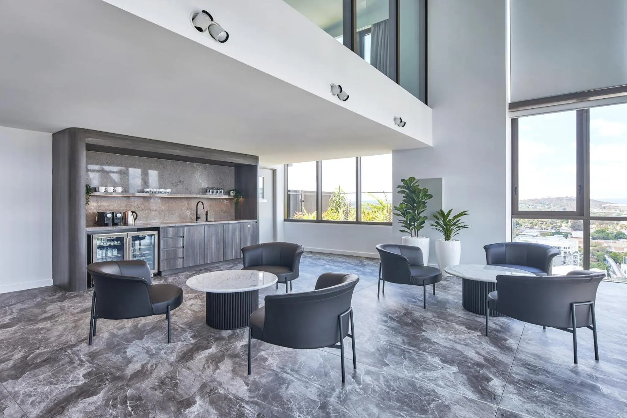 Lounge or bar in Meriton Suites Canberra