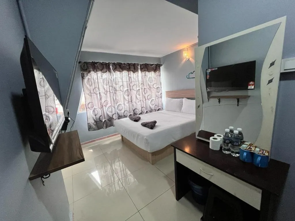 Photo of the whole room, Bed in Hotel Yasmin