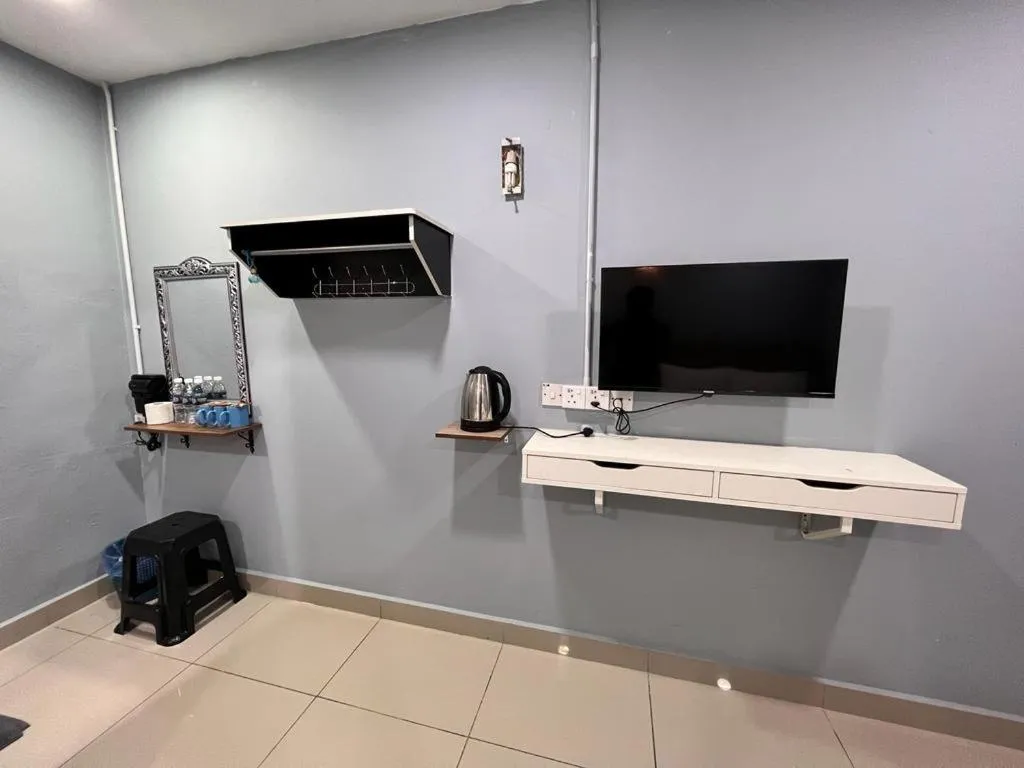 TV and multimedia in Hotel Yasmin